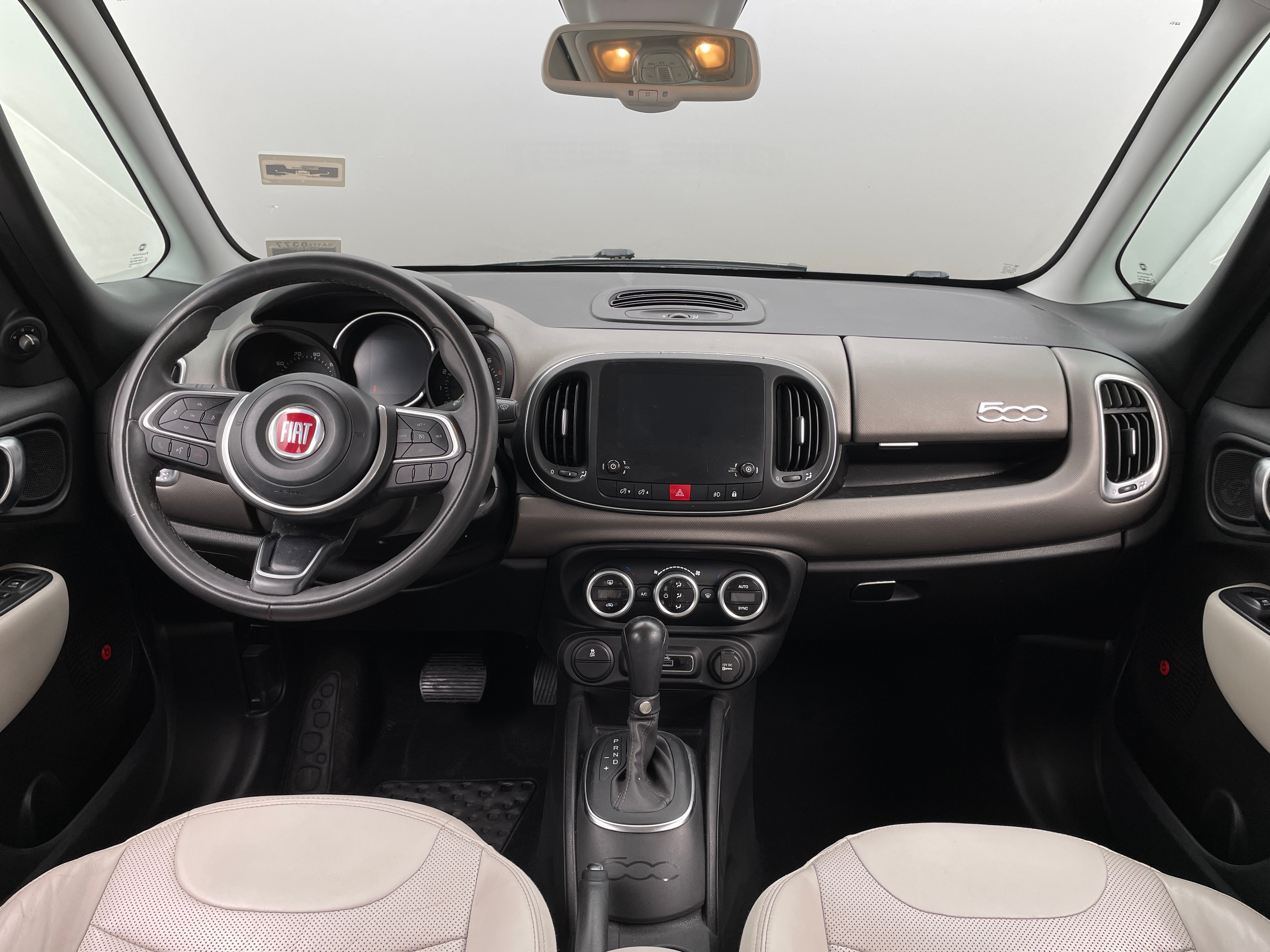 2018 Fiat 500L Lounge 2