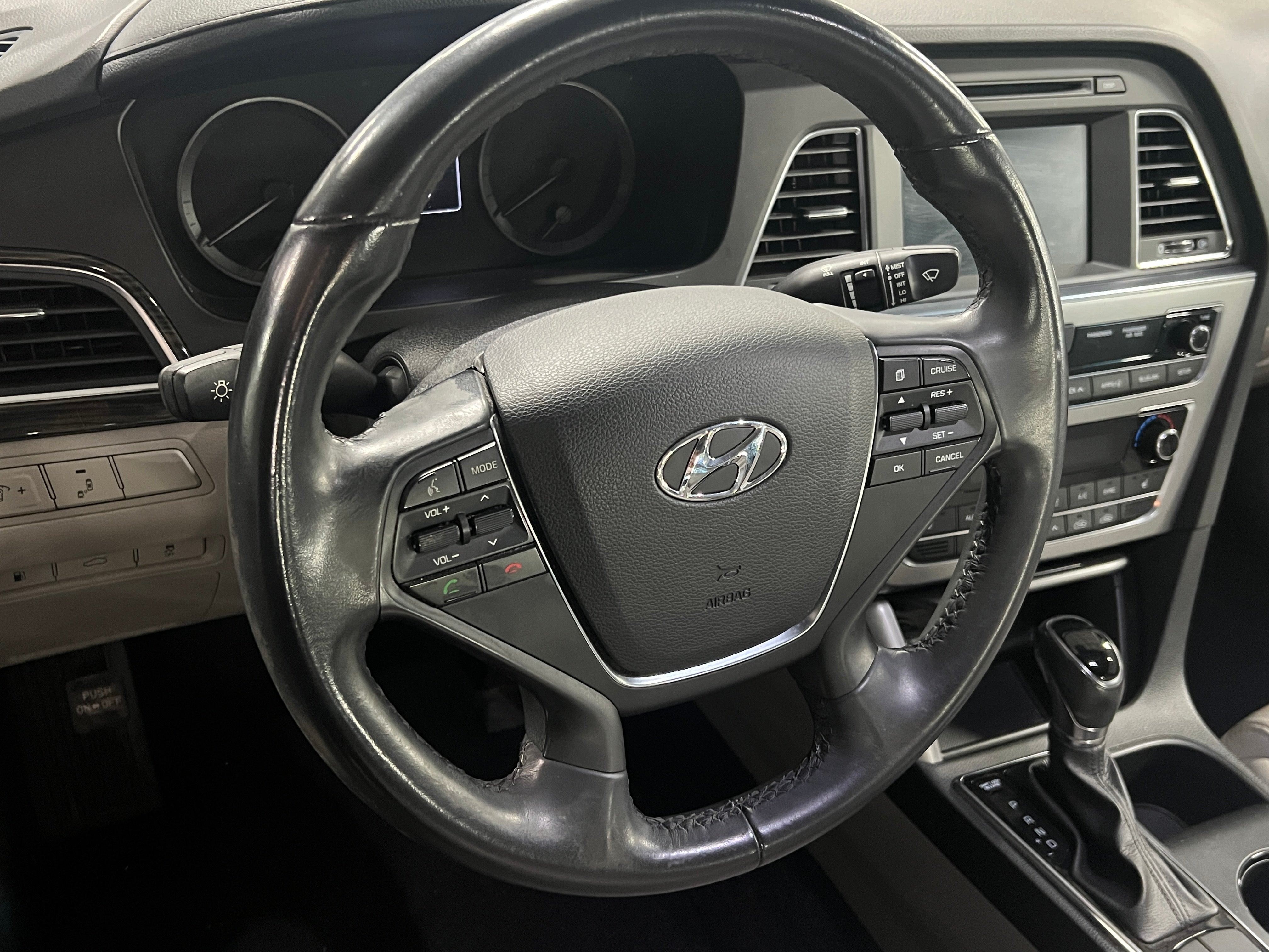 2016 Hyundai Sonata Limited 4