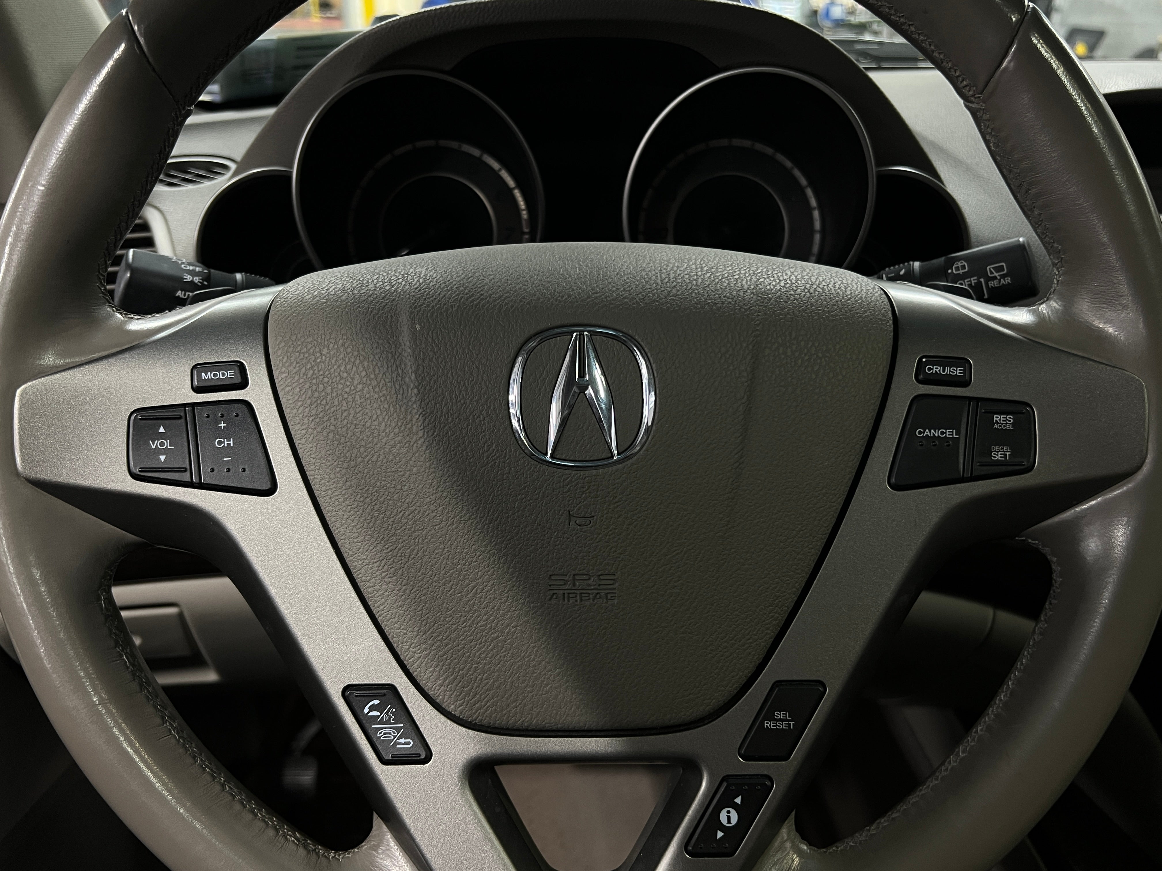 2013 Acura MDX Base 5