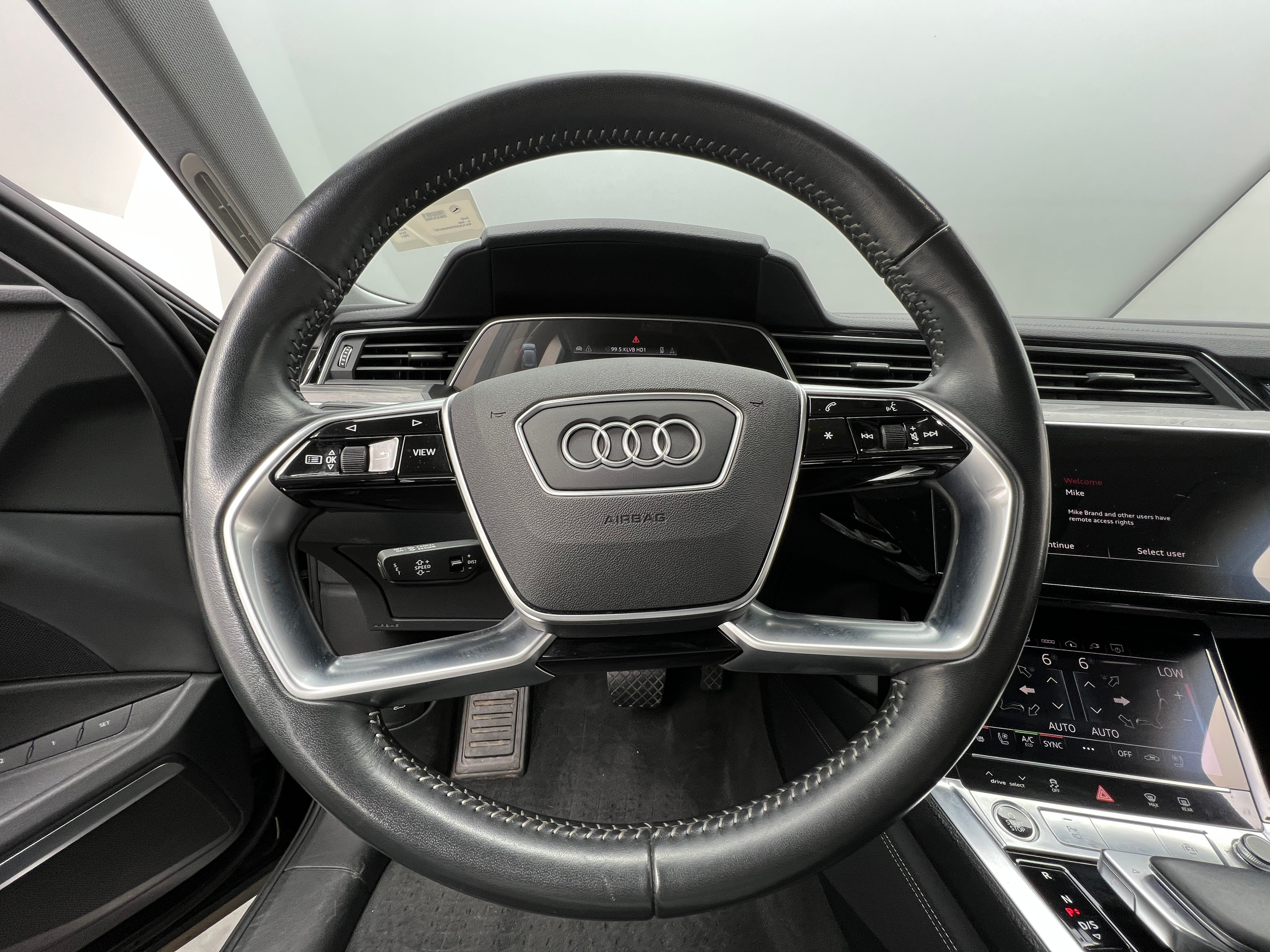 2021 Audi e-tron Premium Plus 5