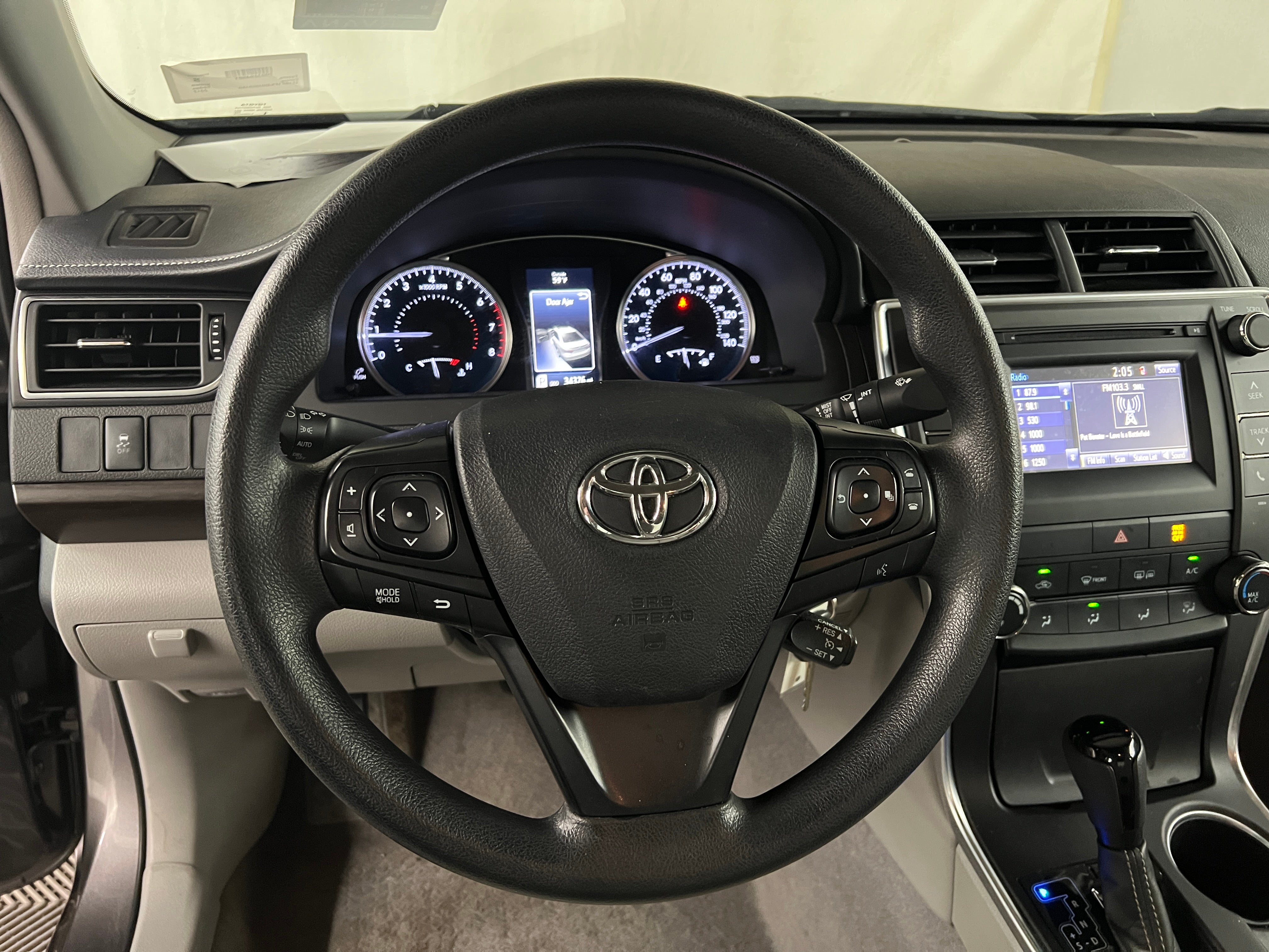 2017 Toyota Camry LE 5