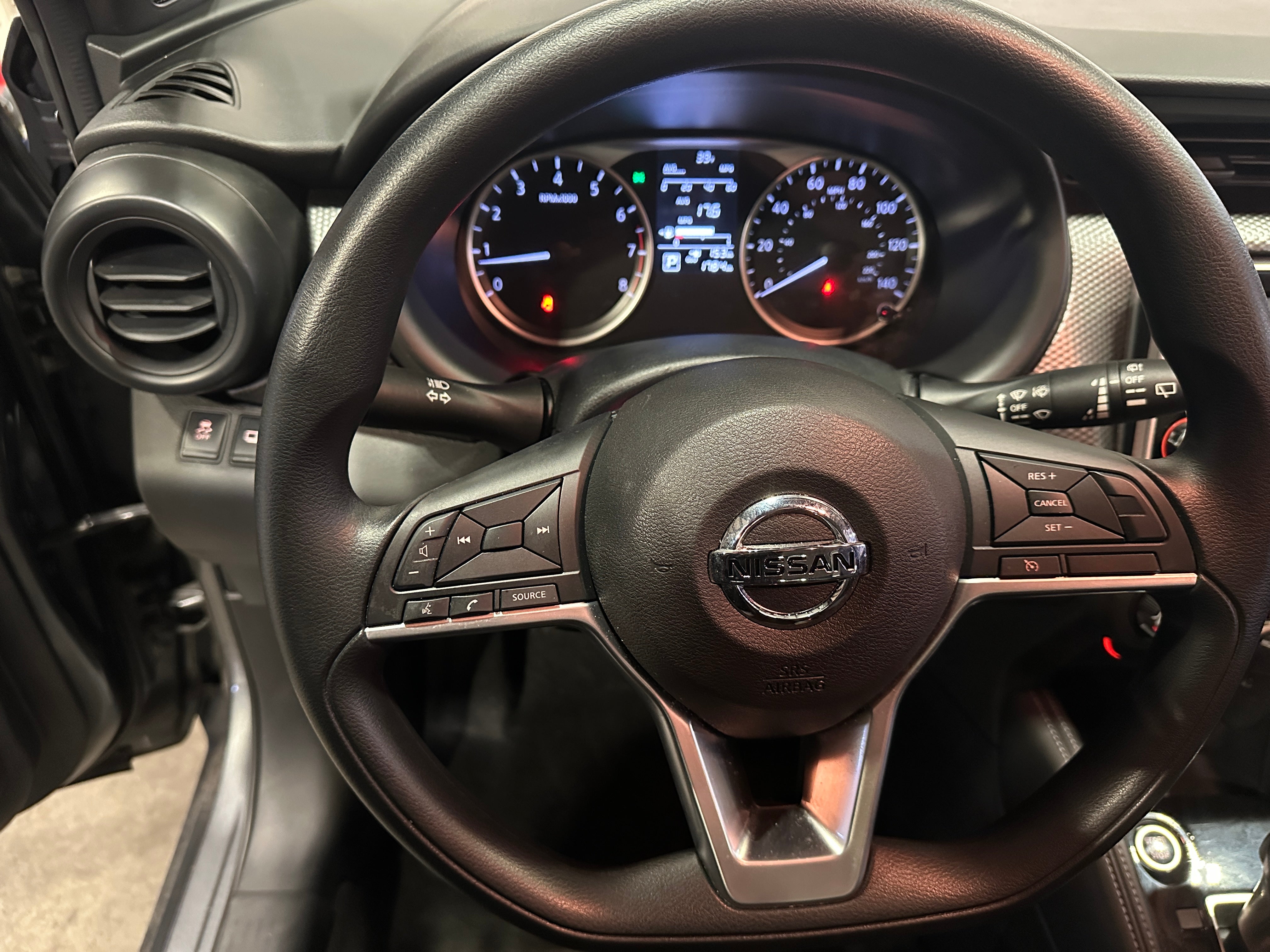 2019 Nissan Kicks S 5