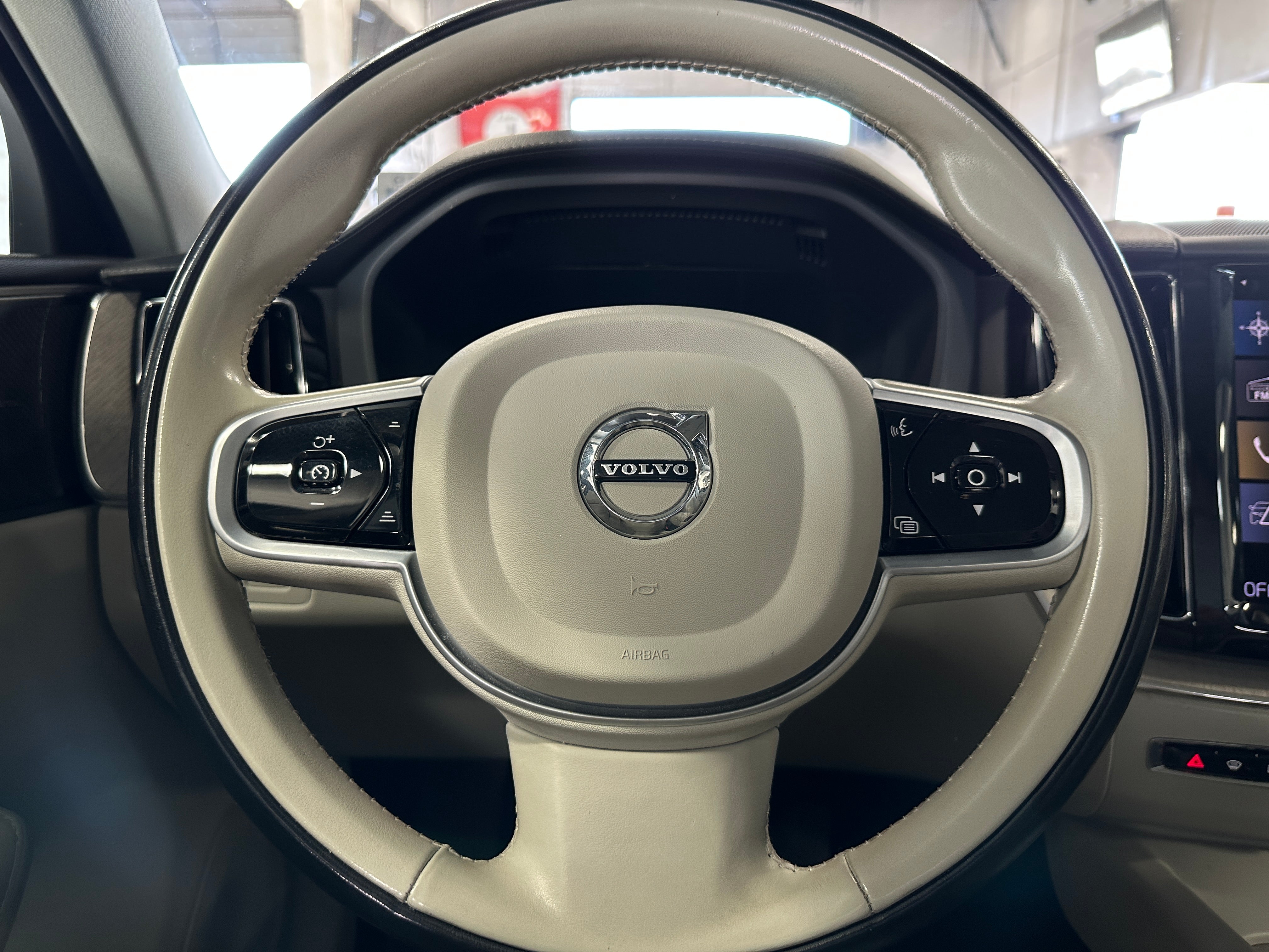 2021 Volvo XC60 T5 Inscription 4