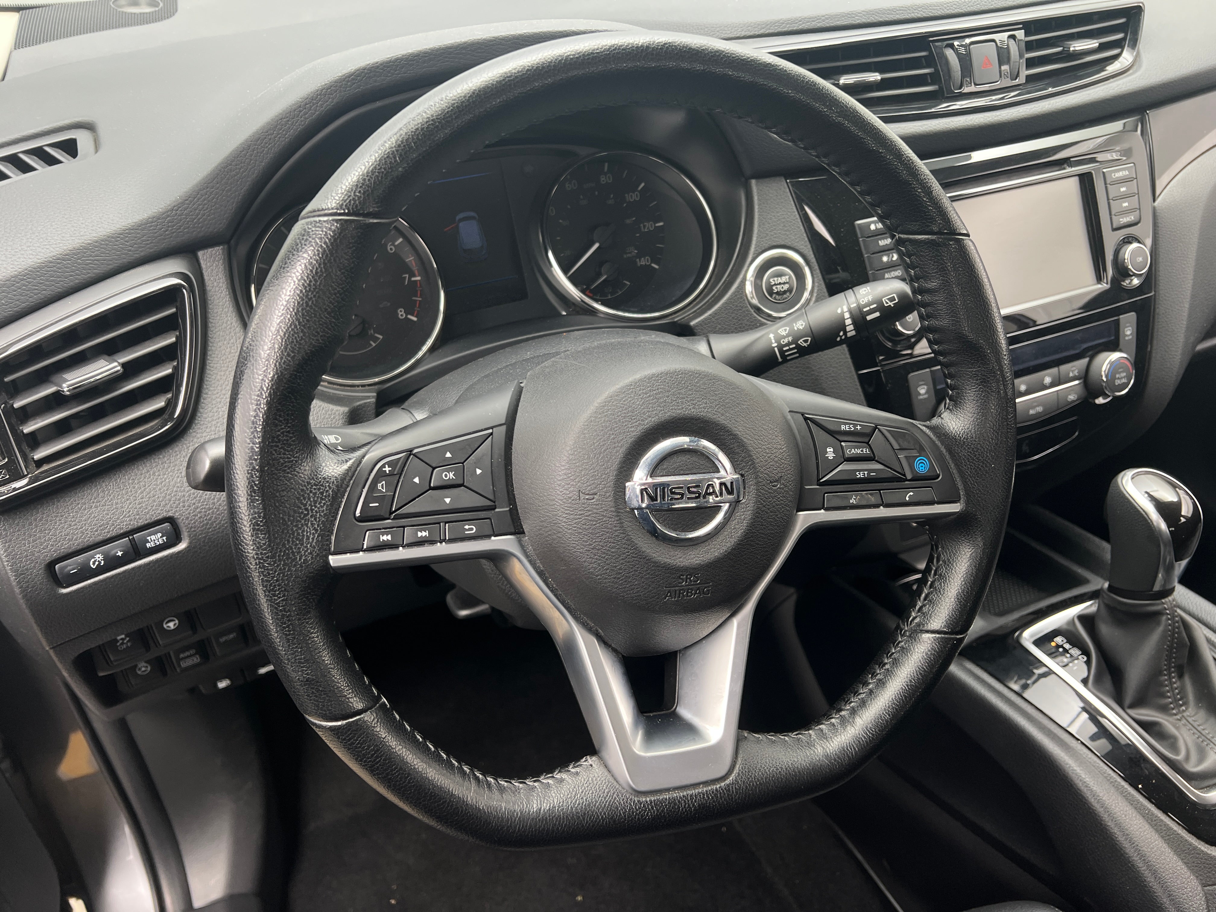 2022 Nissan Rogue Sport SL 5