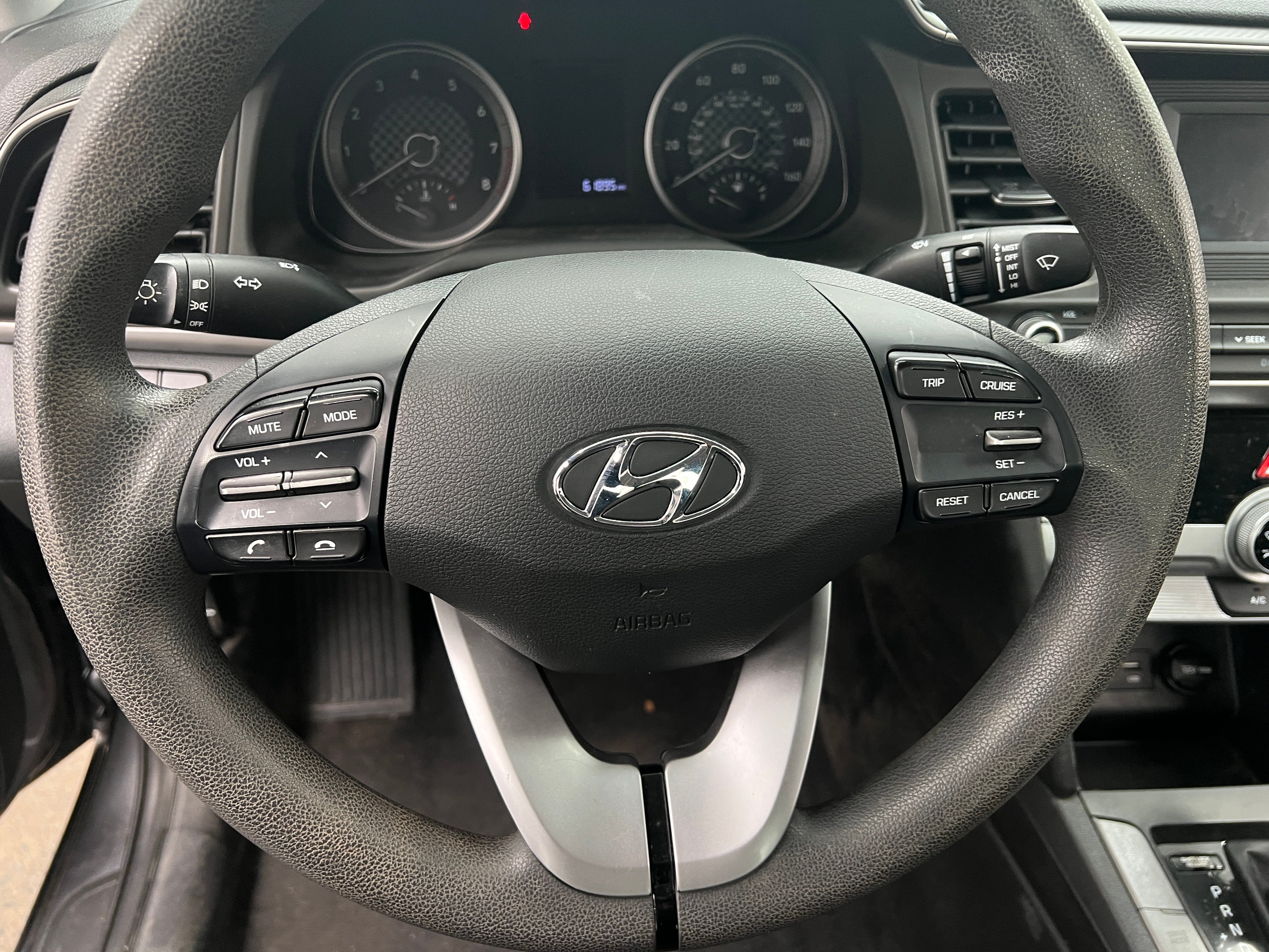 2019 Hyundai Elantra SE 5