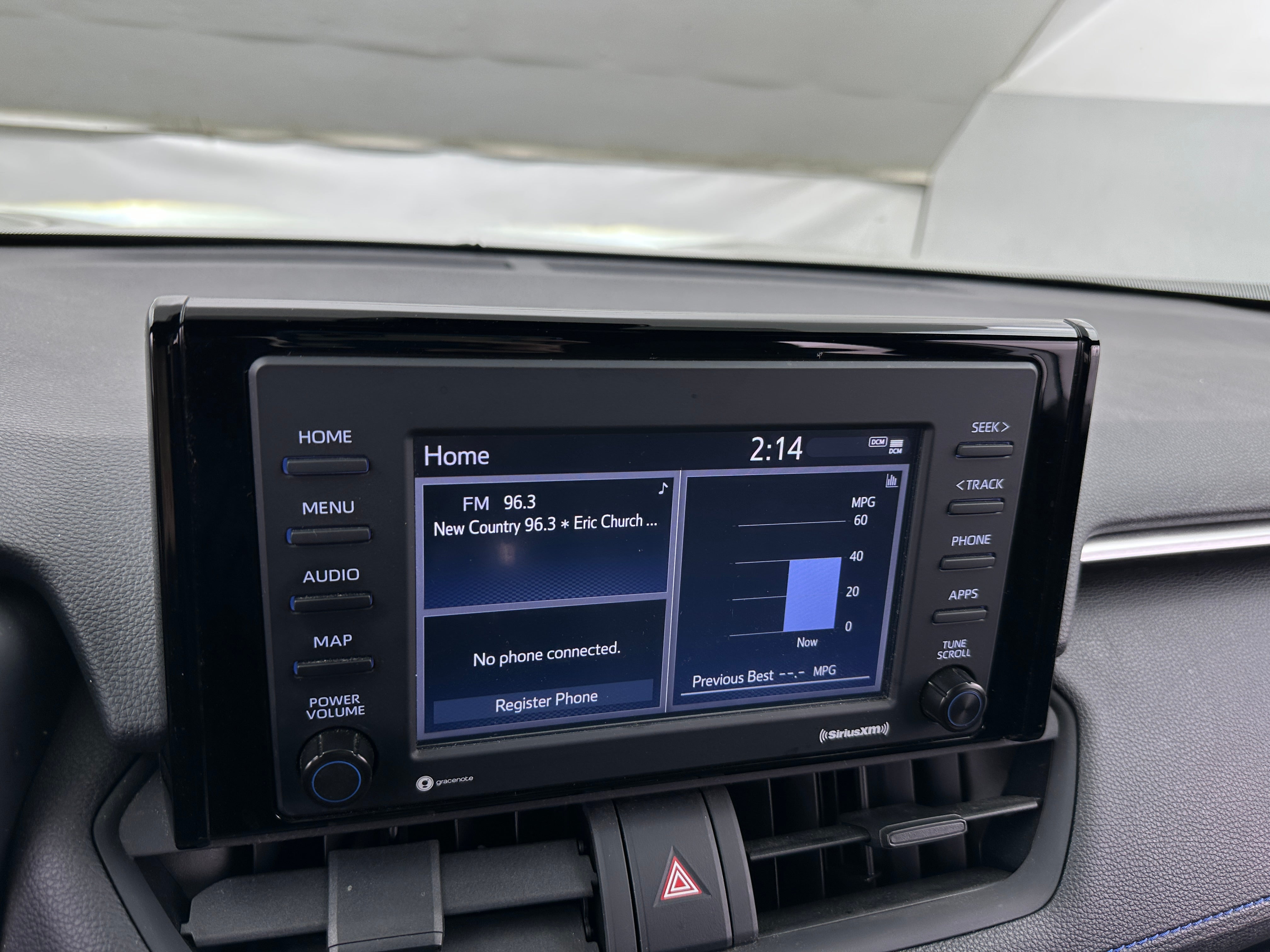 2022 Toyota RAV4 SE 4