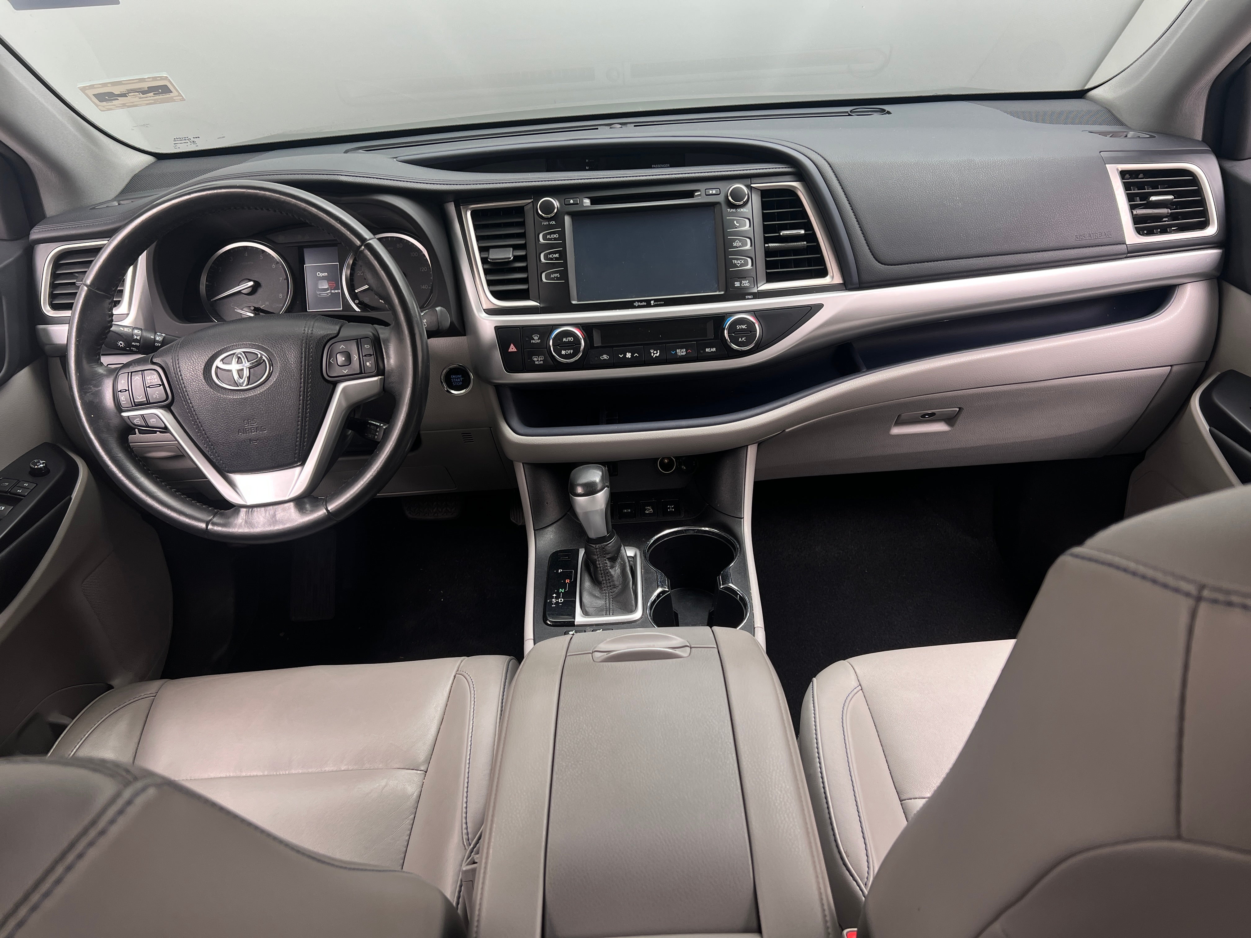 2015 Toyota Highlander XLE 3