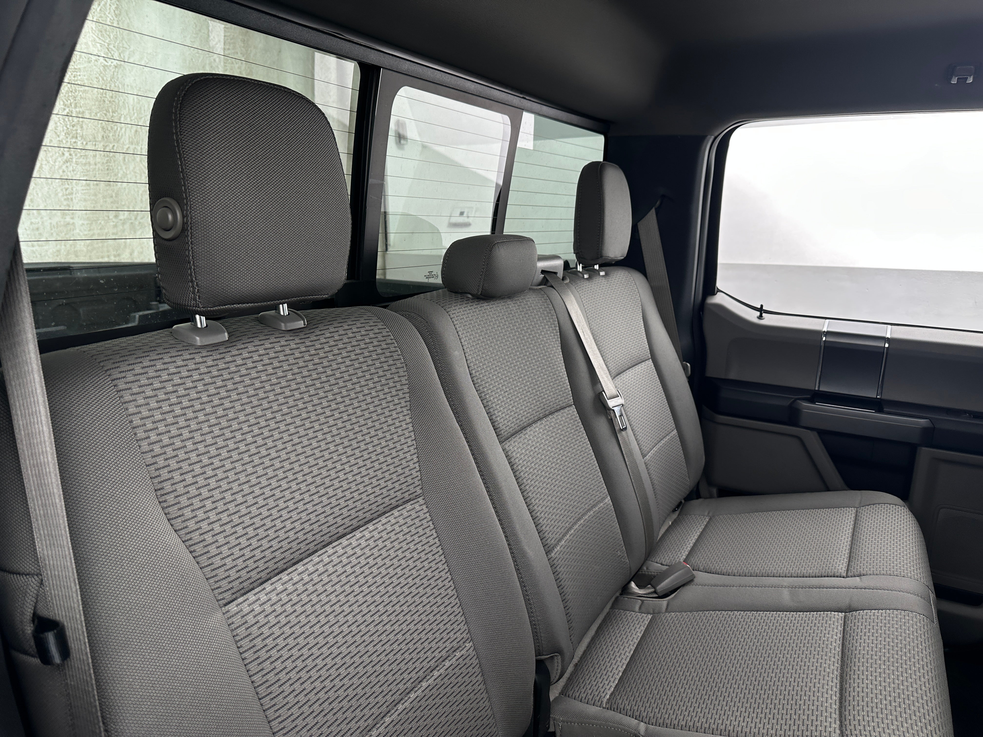 2015 Ford Econoline E-150 6