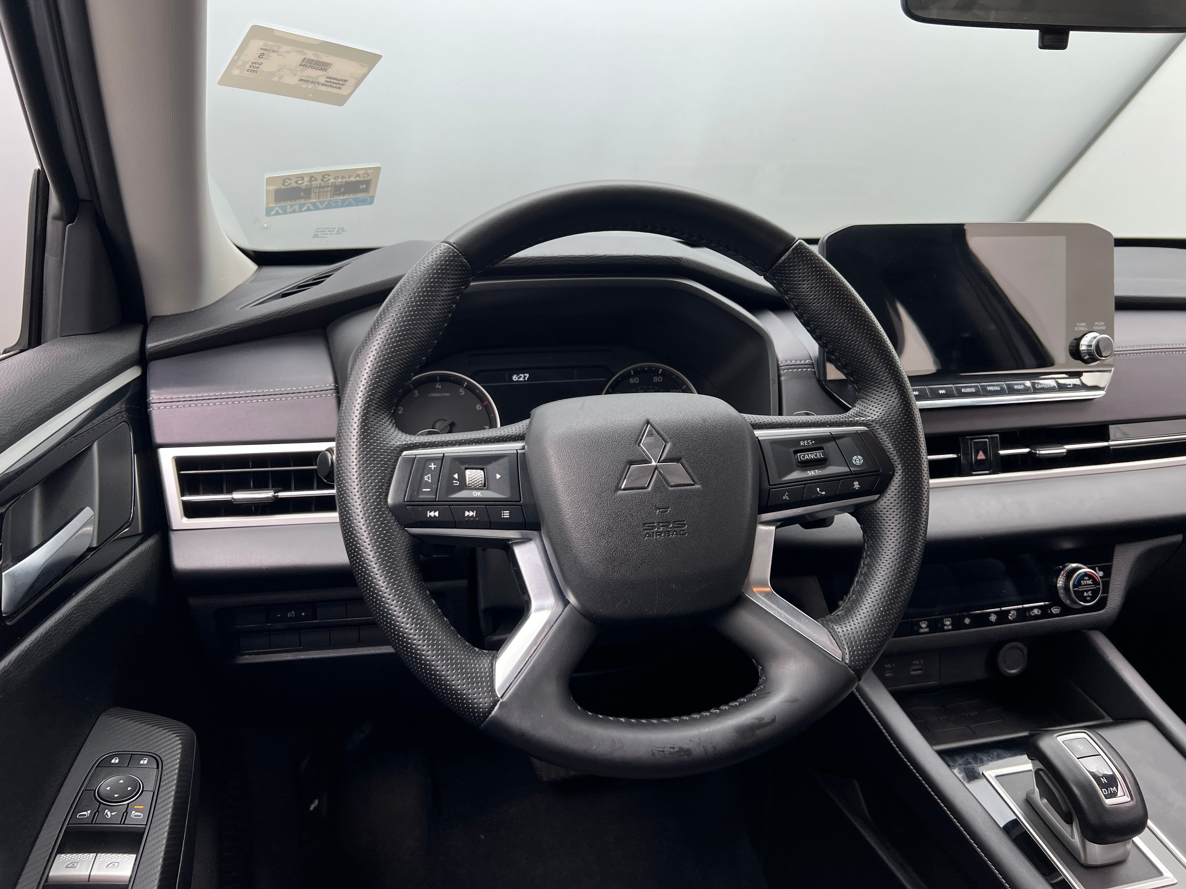 2023 Mitsubishi Outlander SE 4