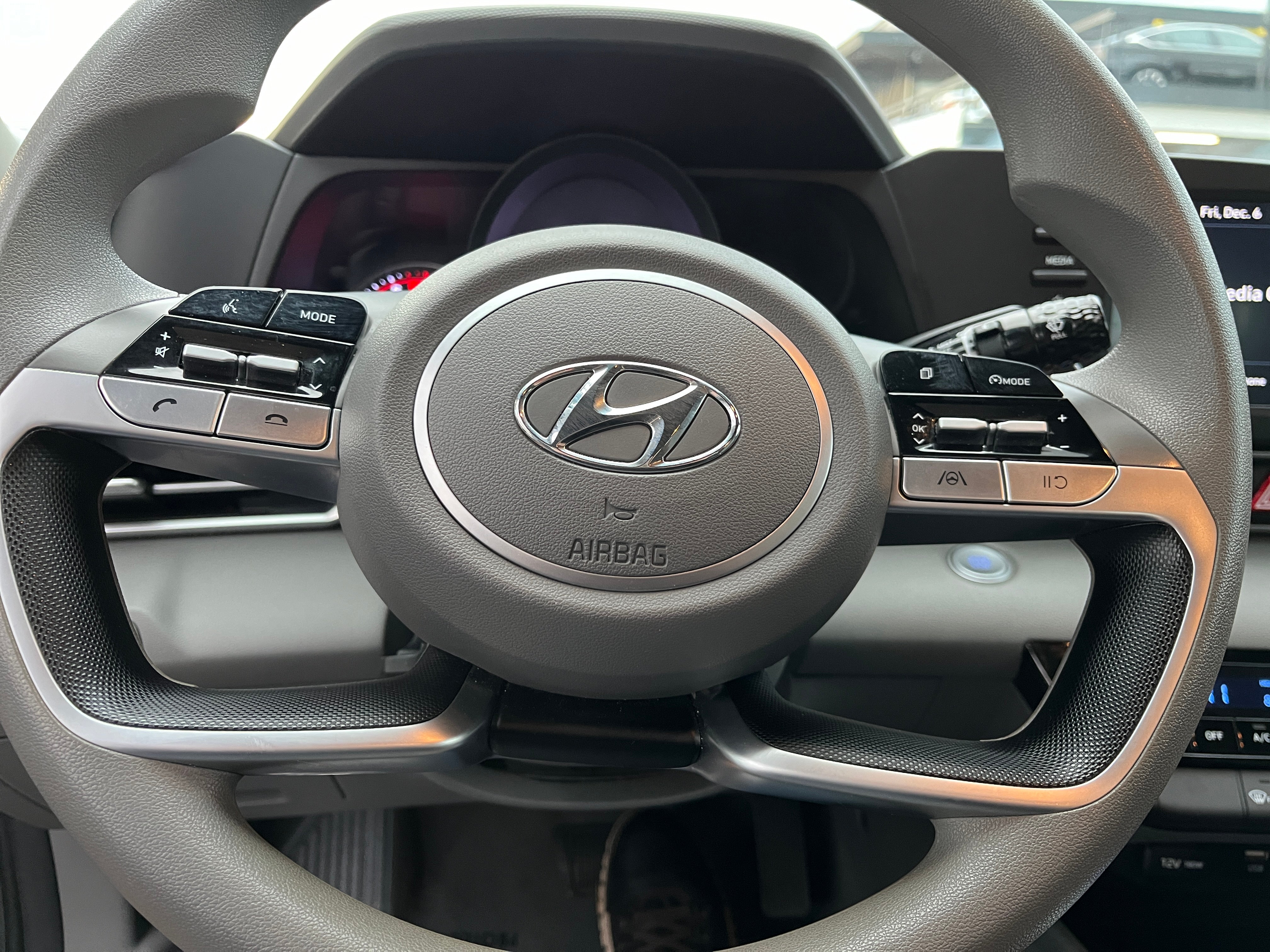 2023 Hyundai Elantra SEL 5