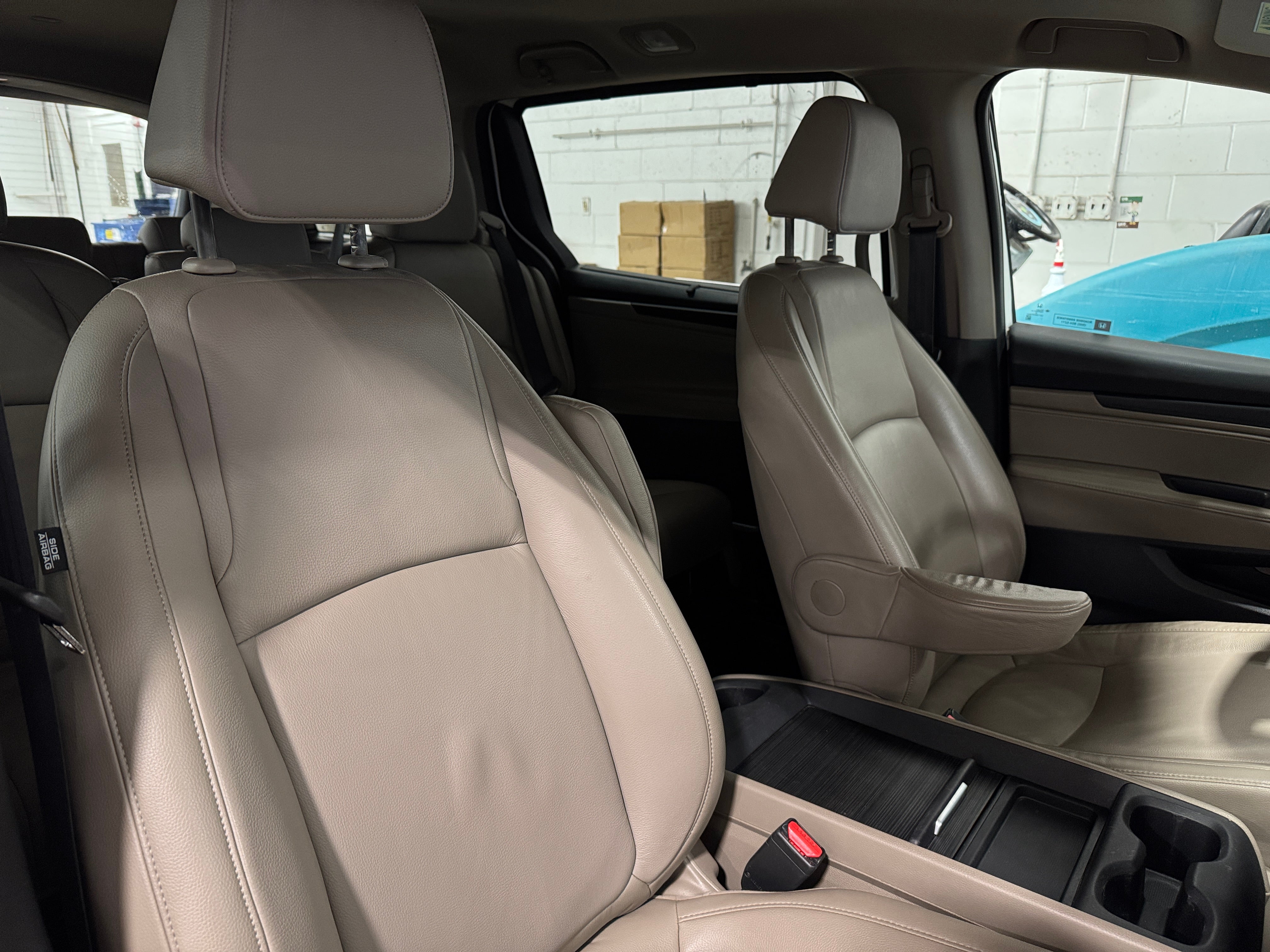 Thumbnail: 2018 Honda Odyssey - 2