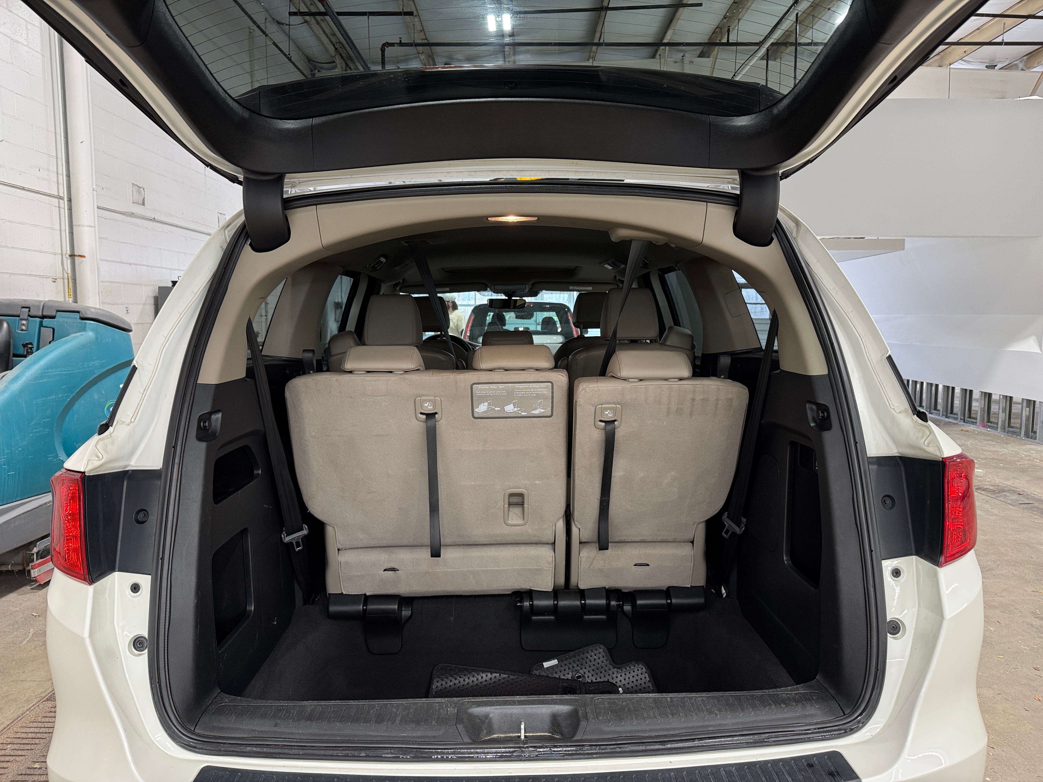 Thumbnail: 2018 Honda Odyssey - 7