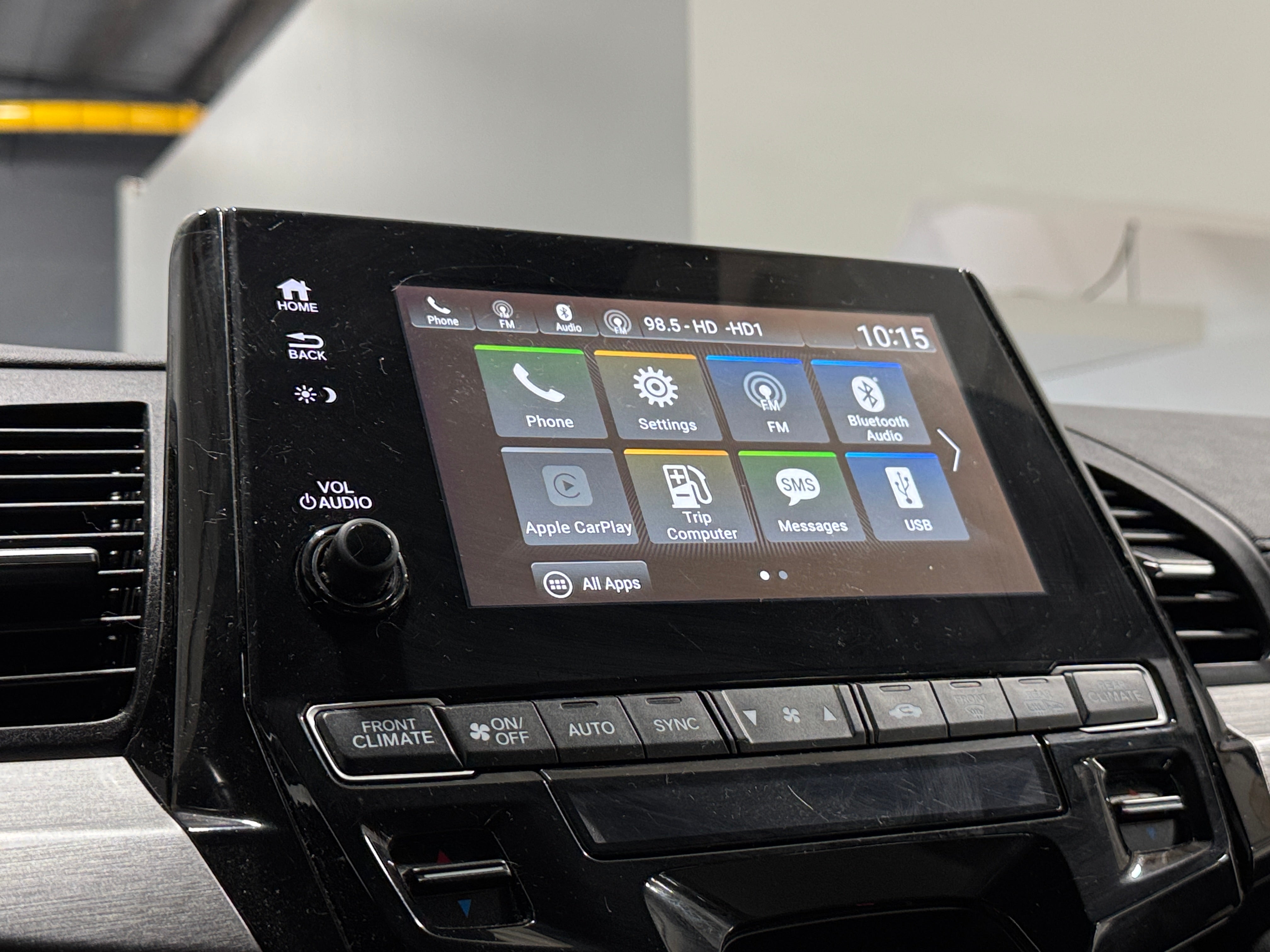 Thumbnail: 2018 Honda Odyssey - 4