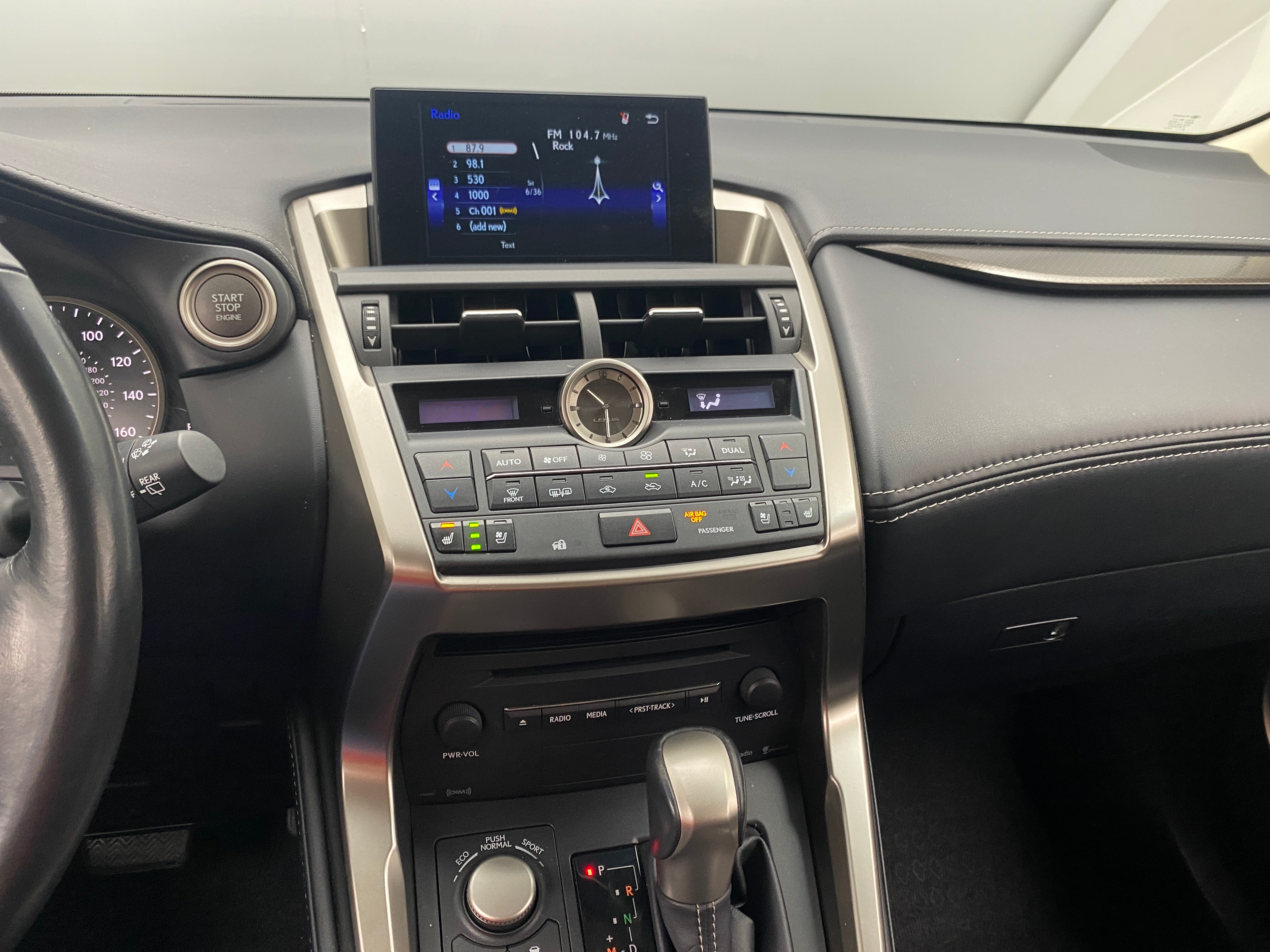2016 Lexus NX 200t 4