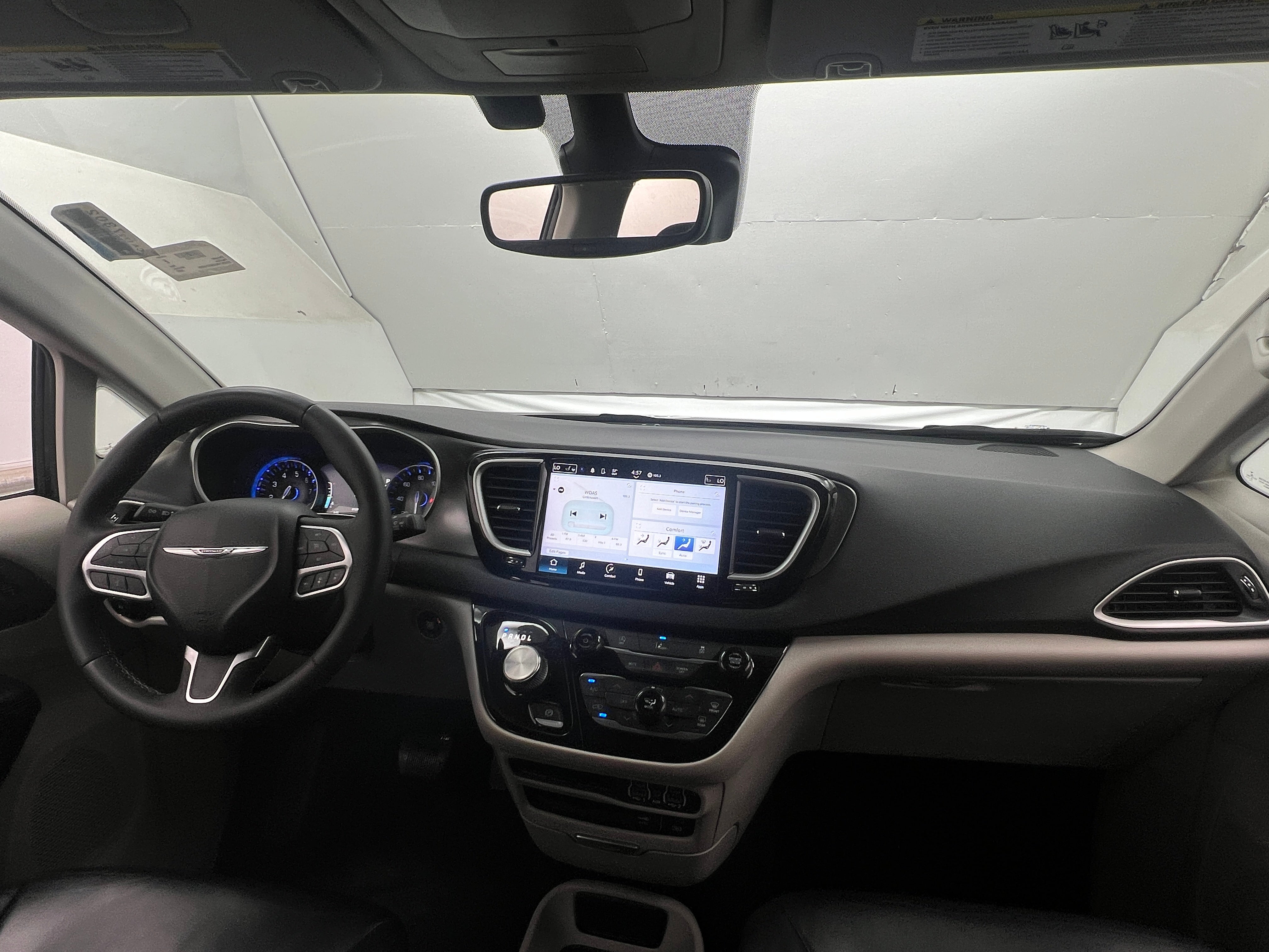 2022 Chrysler Pacifica Touring L 3