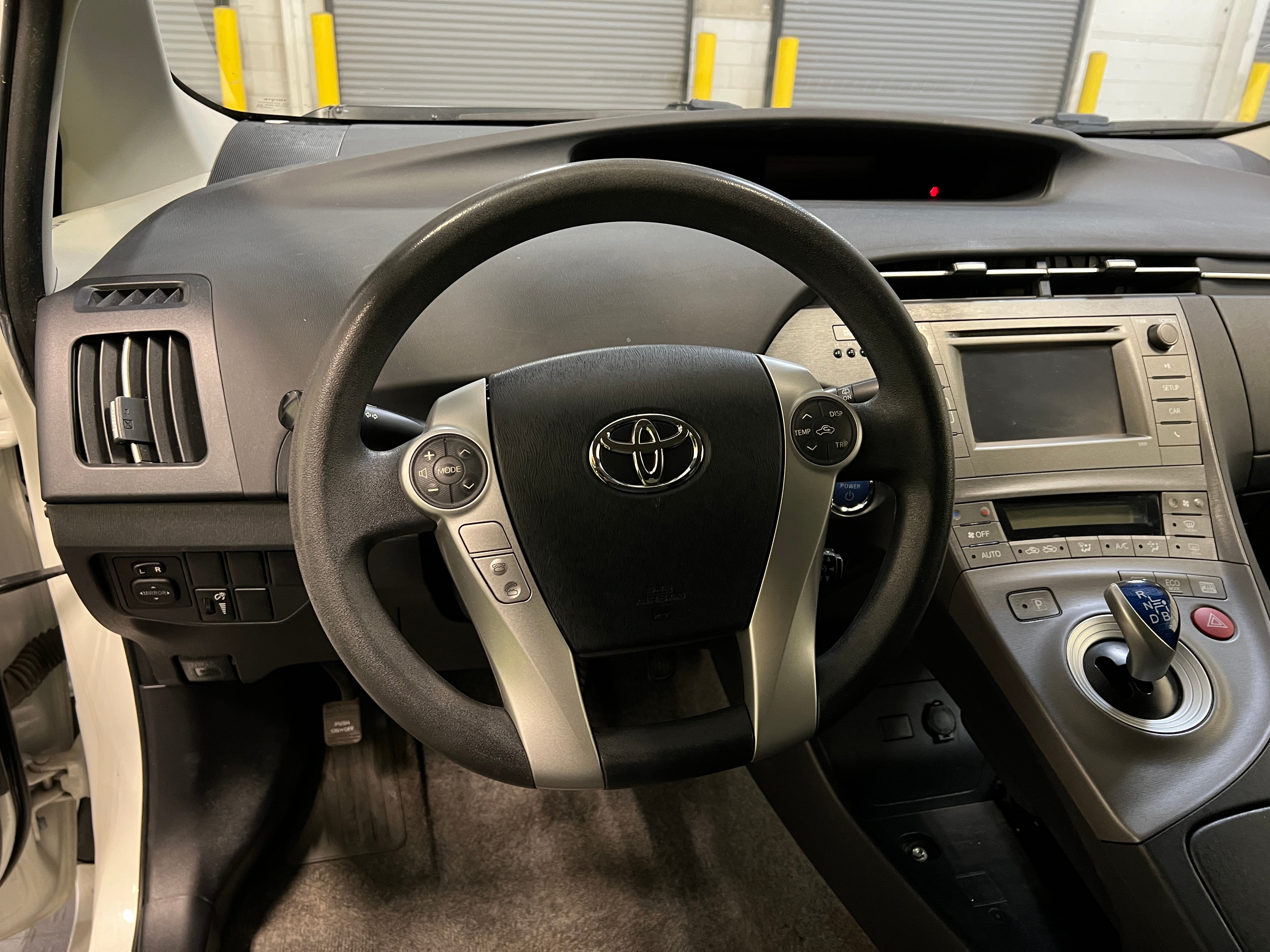 2015 Toyota Prius Two 5