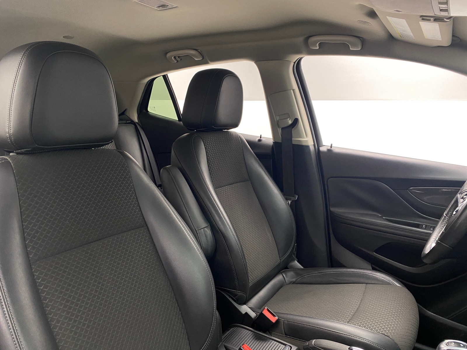 Thumbnail: 2018 Buick Encore - 2