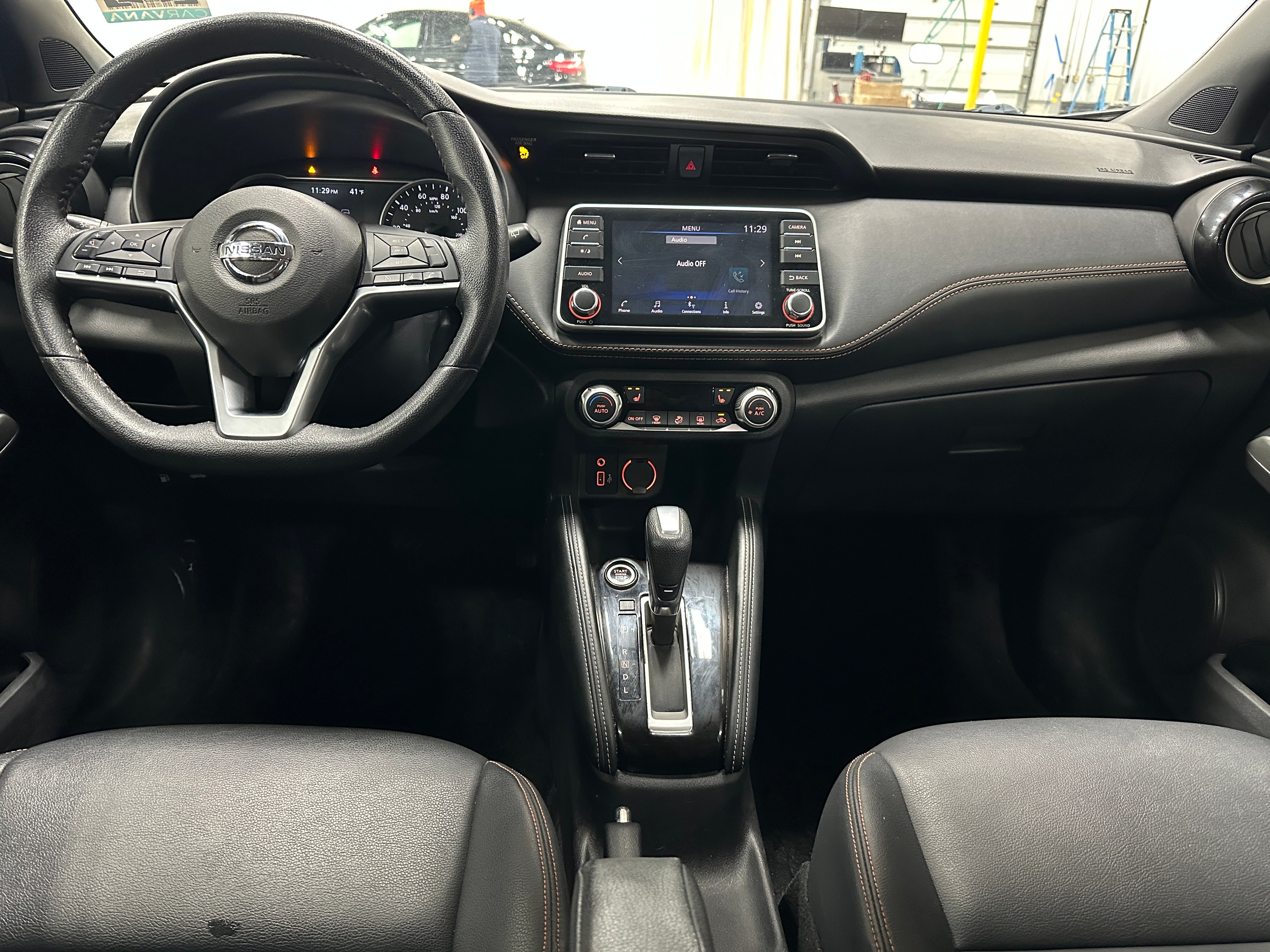 2019 Nissan Kicks SR 3