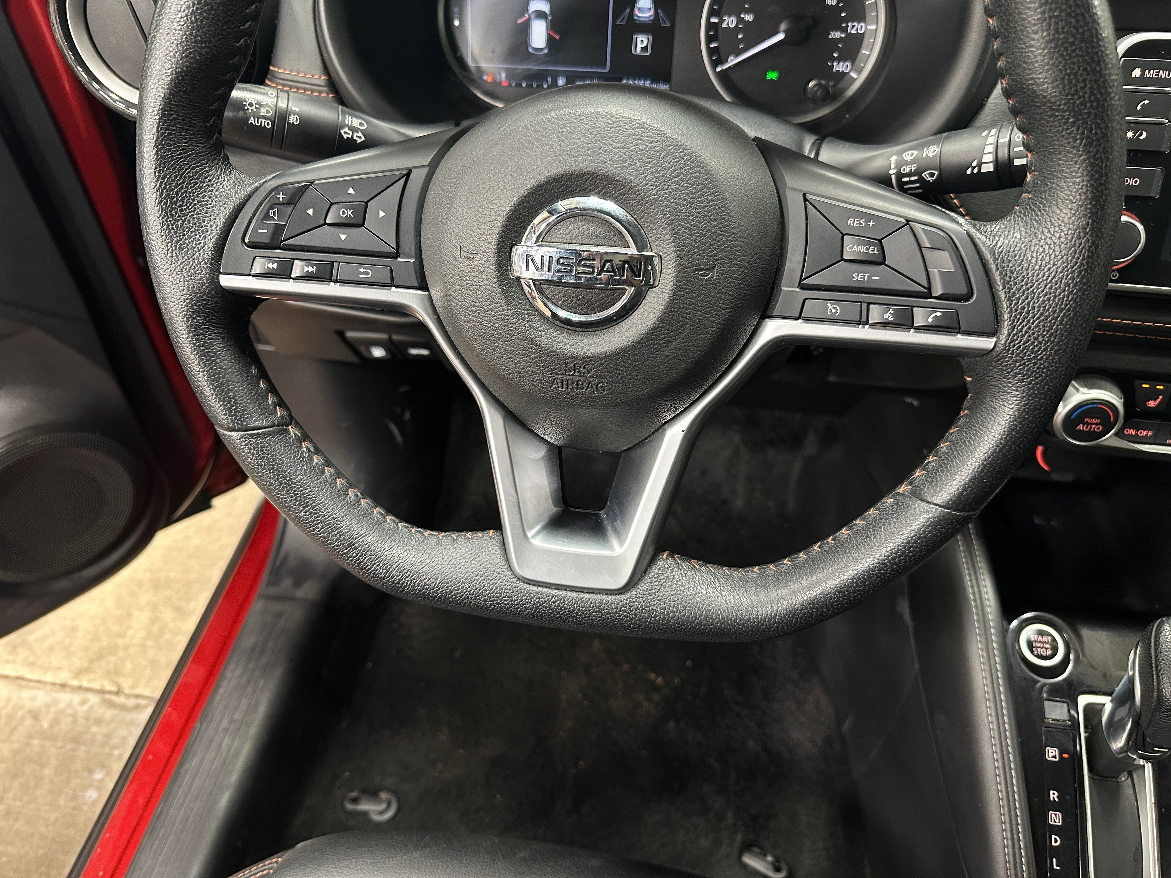 2019 Nissan Kicks SR 5