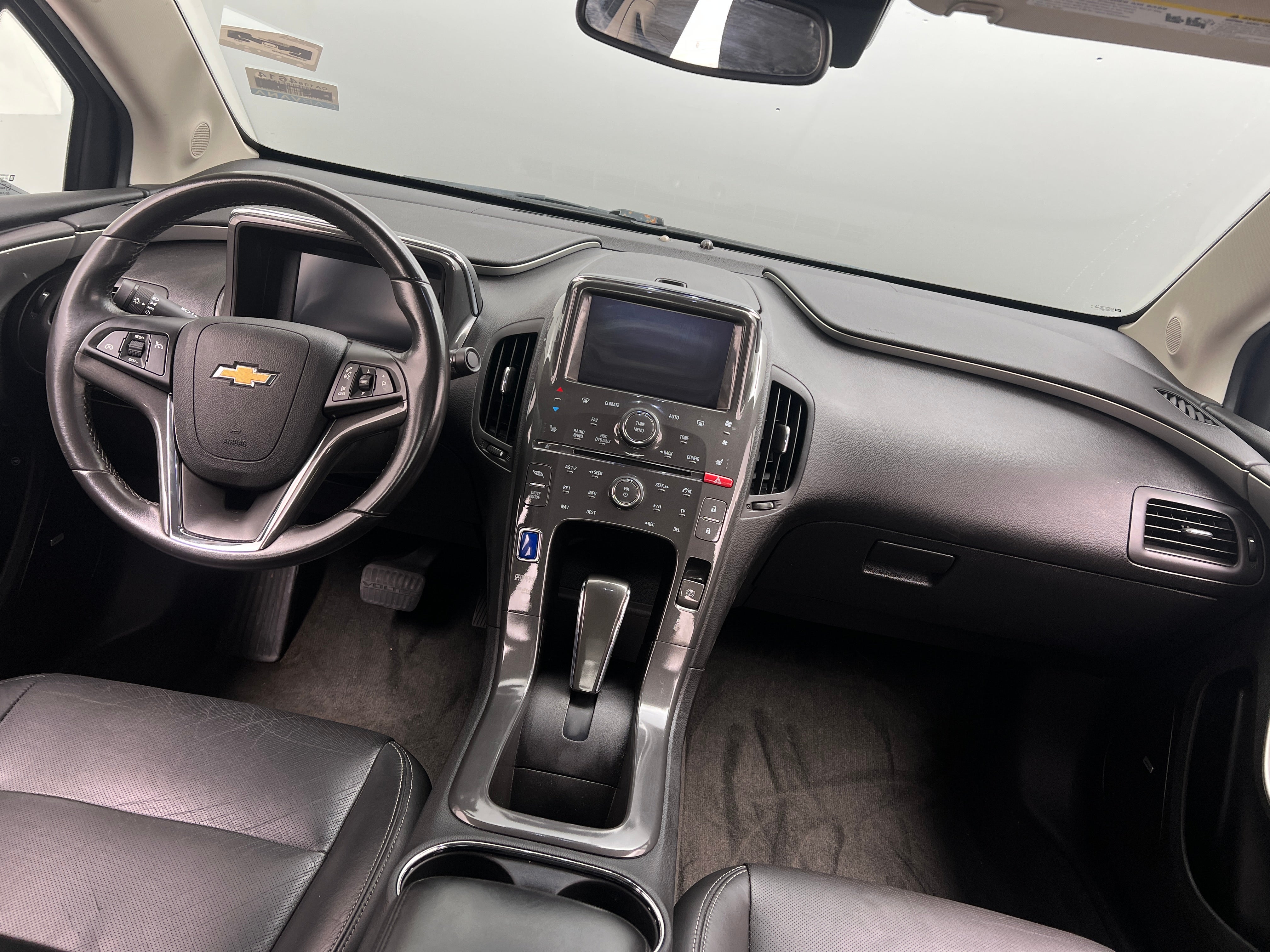 2011 Chevrolet Volt Base 2