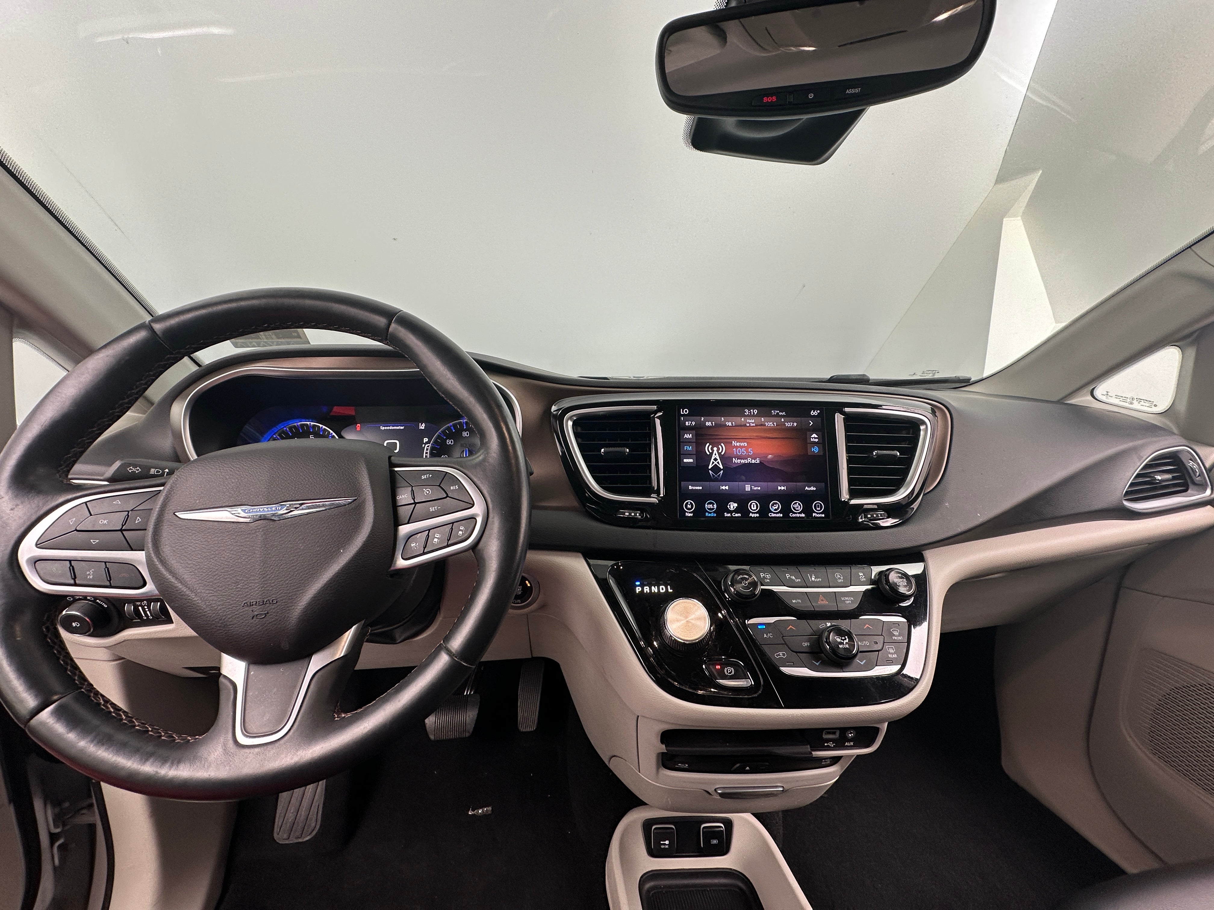 2018 Chrysler Pacifica  2