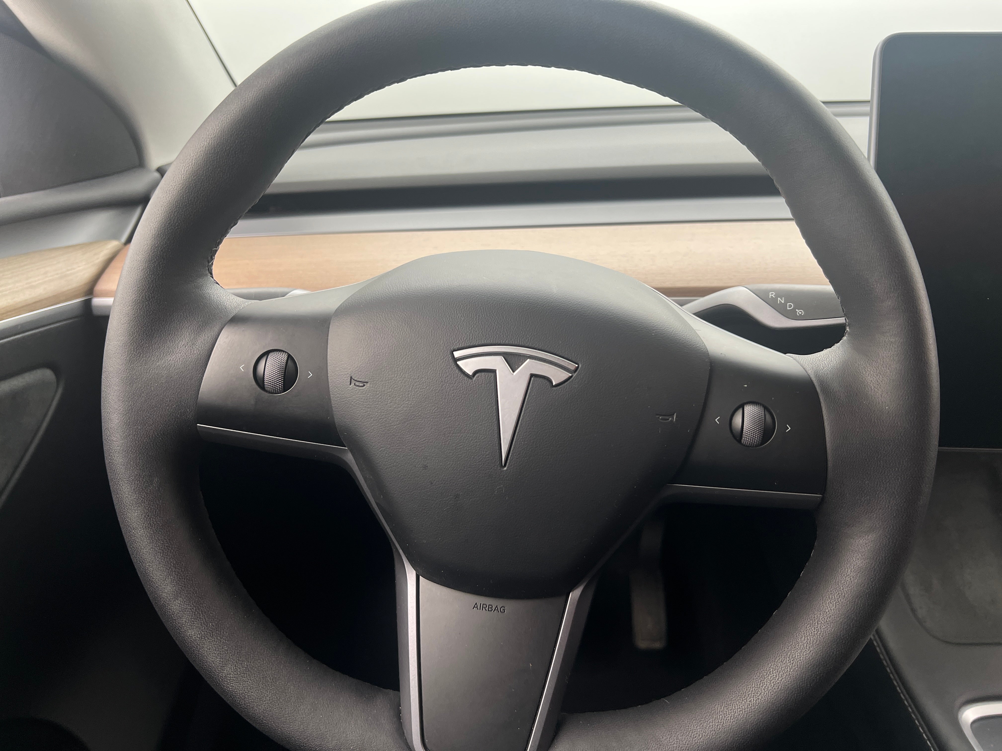 2023 Tesla Model Y Long Range 4