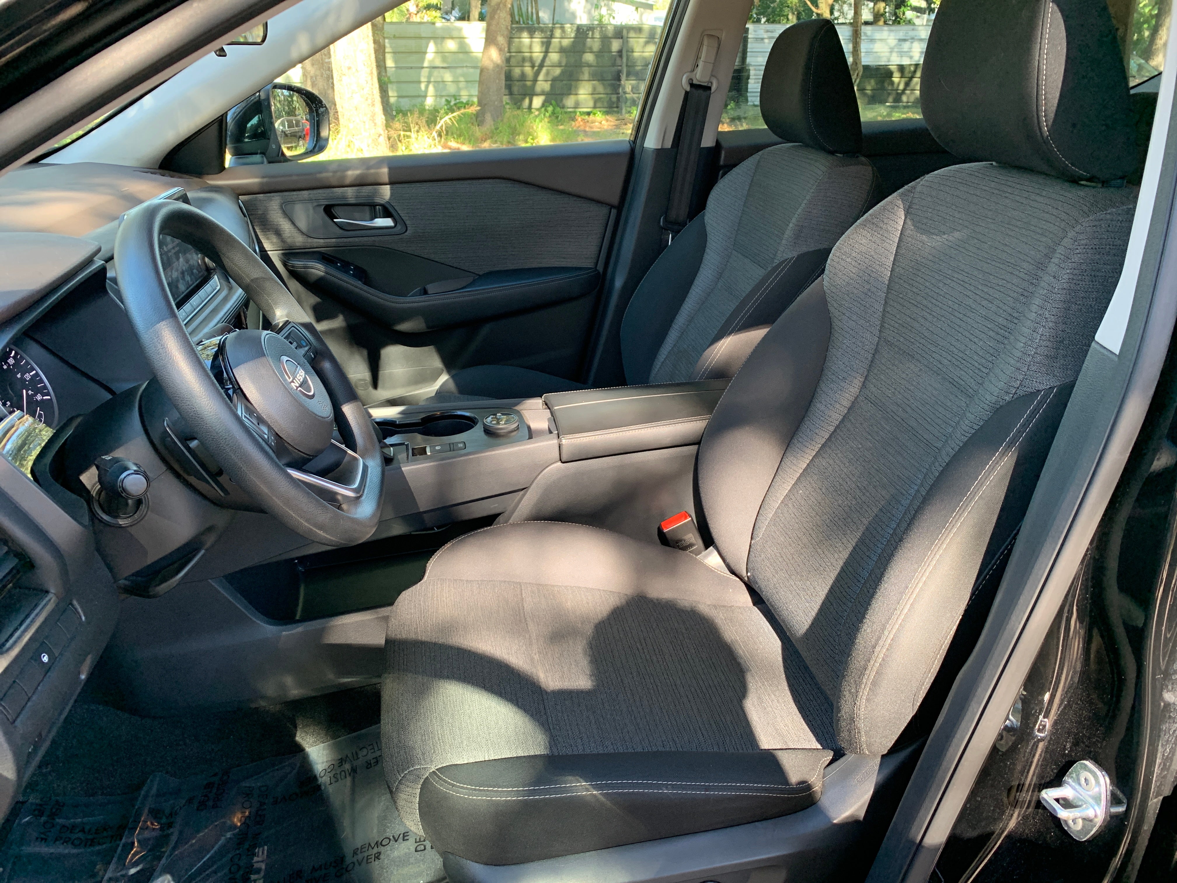 2022 Nissan Rogue SV 2