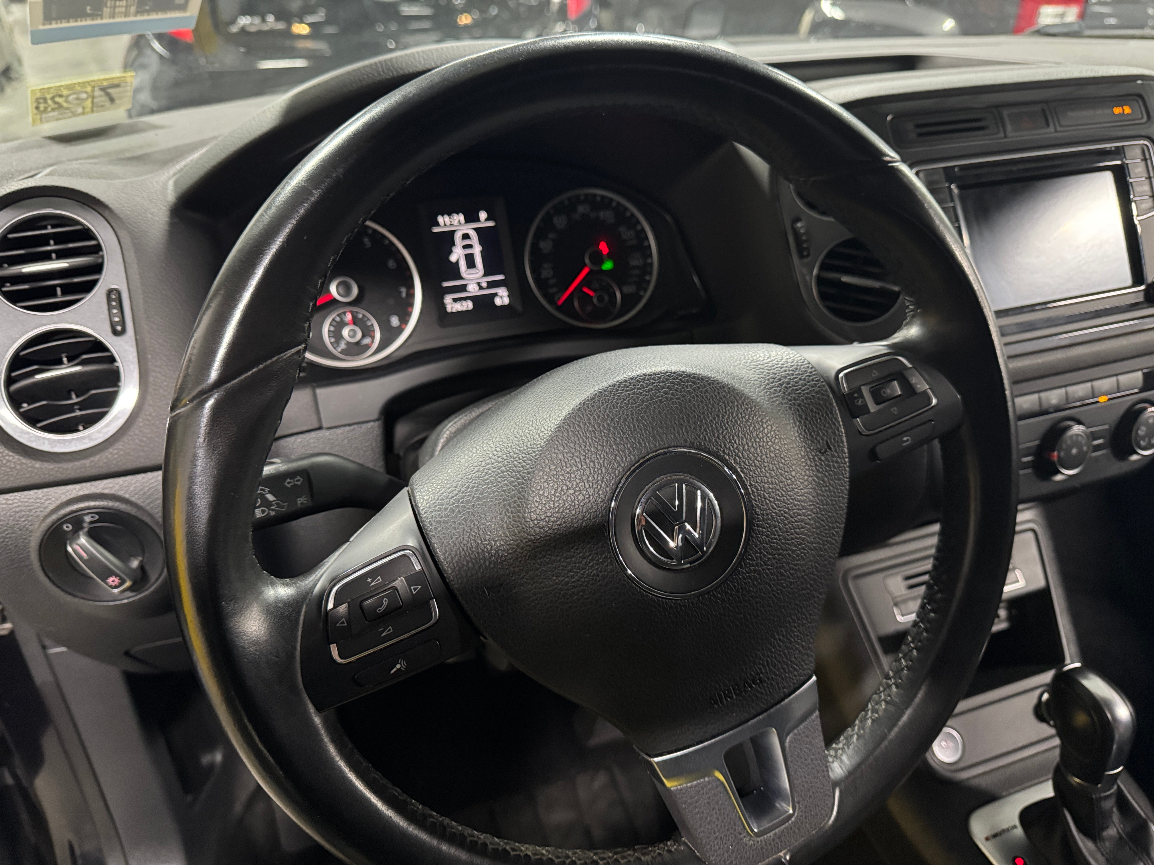 2018 Volkswagen Tiguan Limited 5