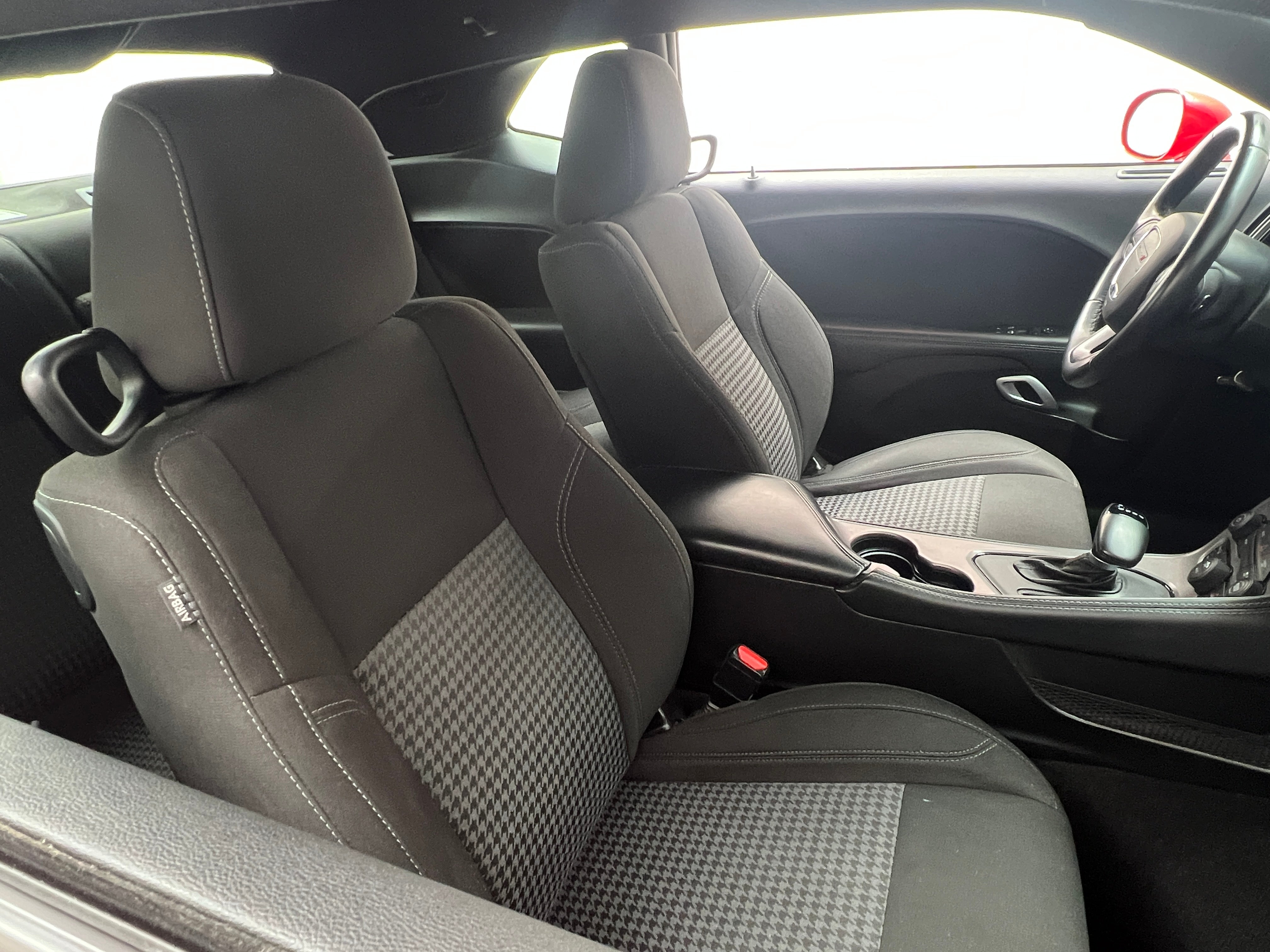 2023 Dodge Challenger SXT 2
