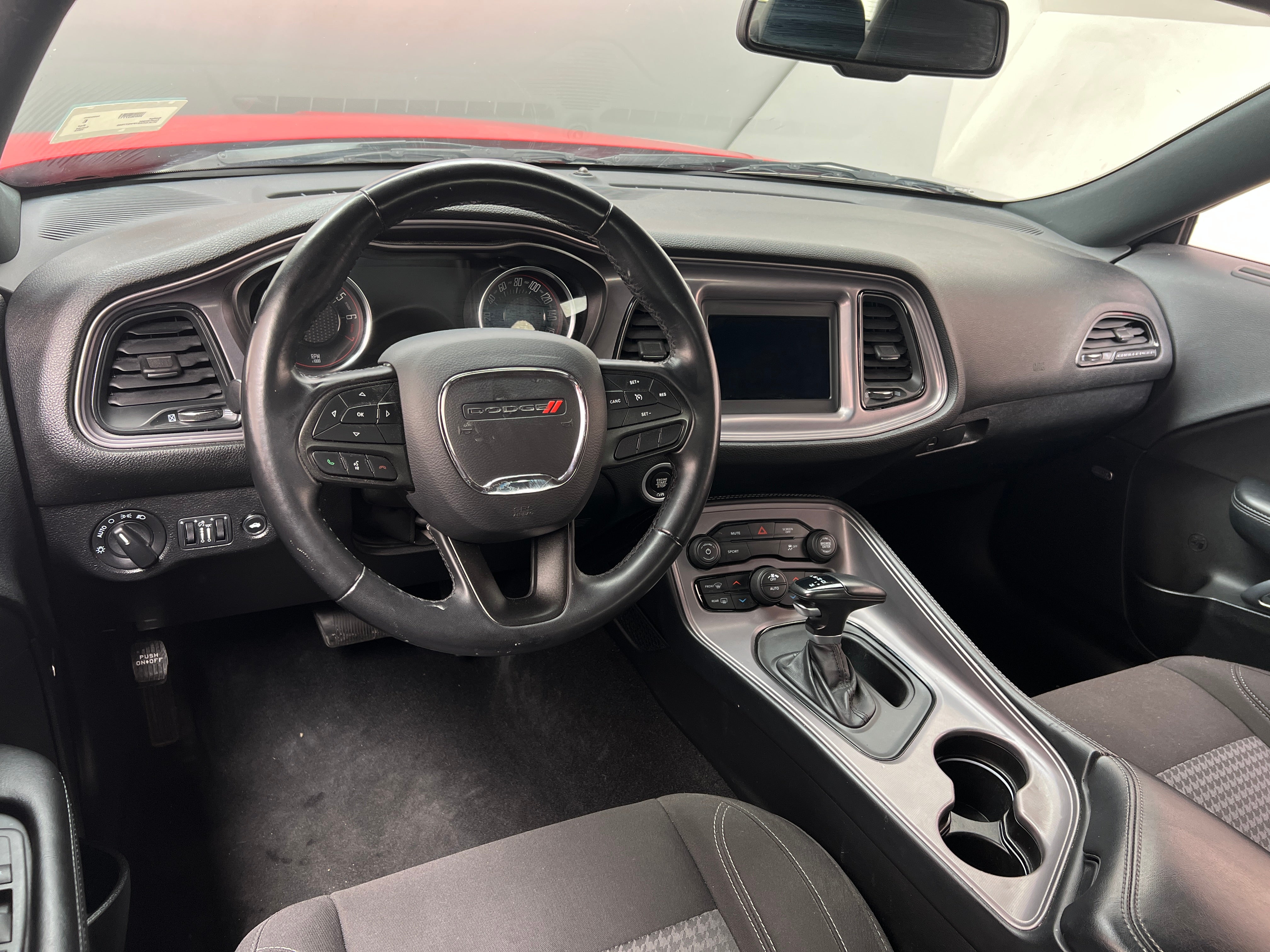 2023 Dodge Challenger SXT 3
