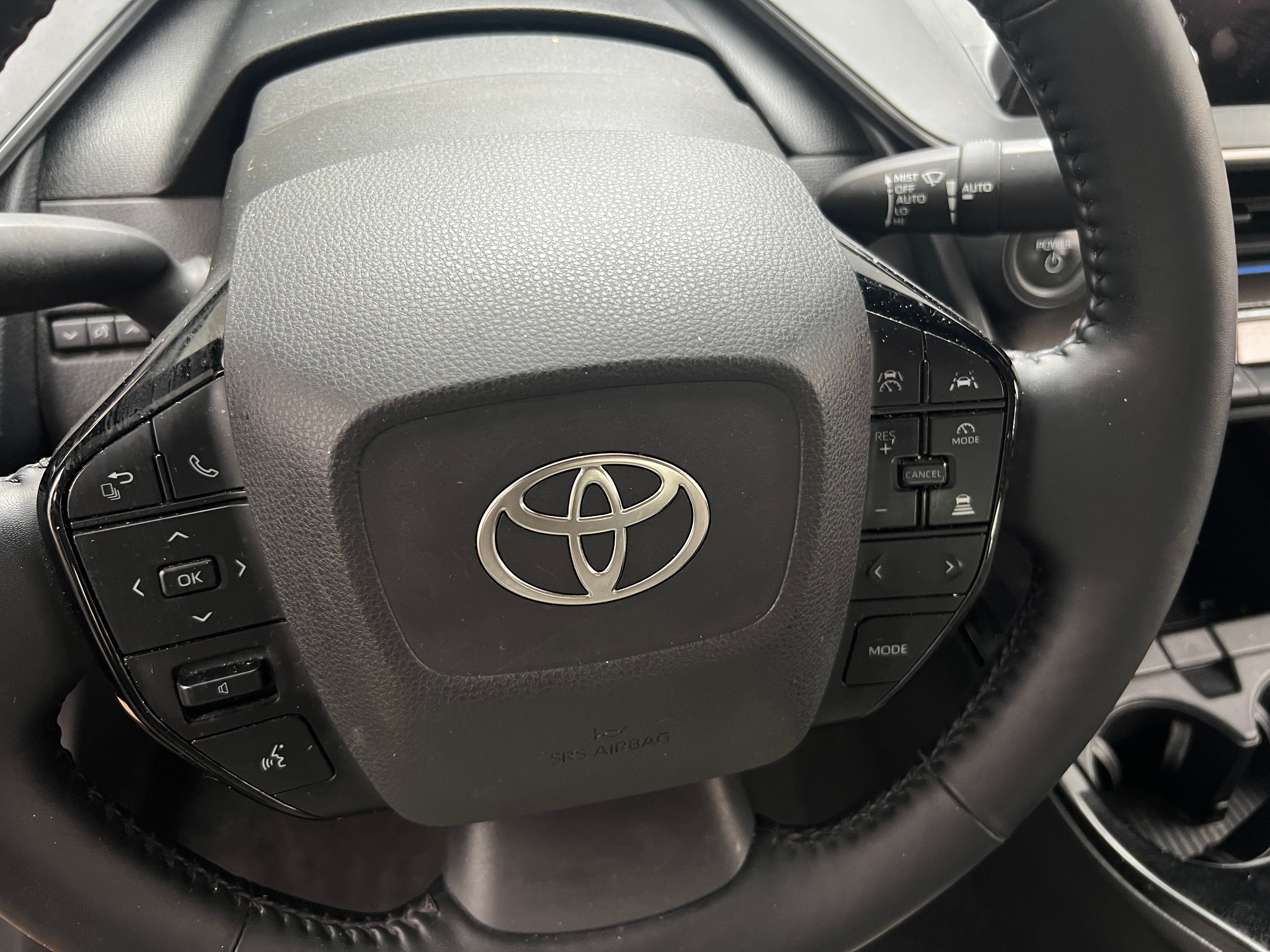 2023 Toyota Prius XLE 5