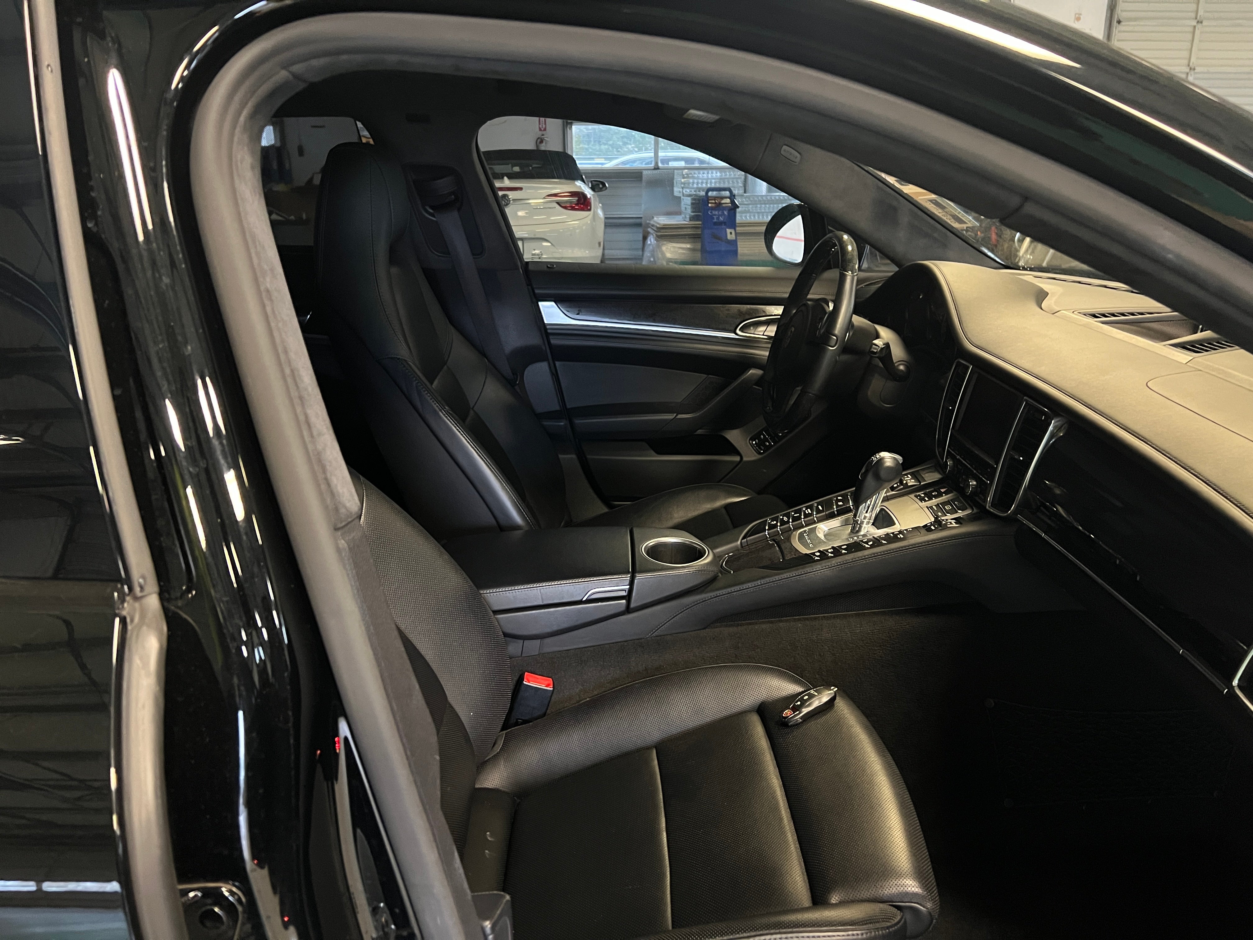 2014 Porsche Panamera Turbo 2