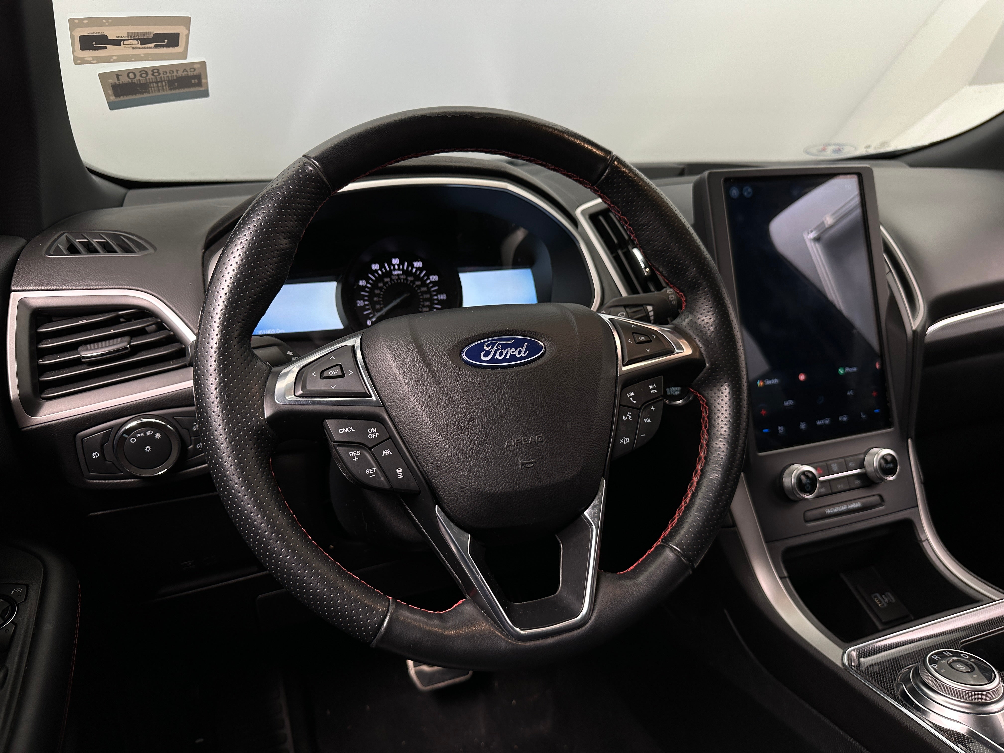 2021 Ford Edge  5