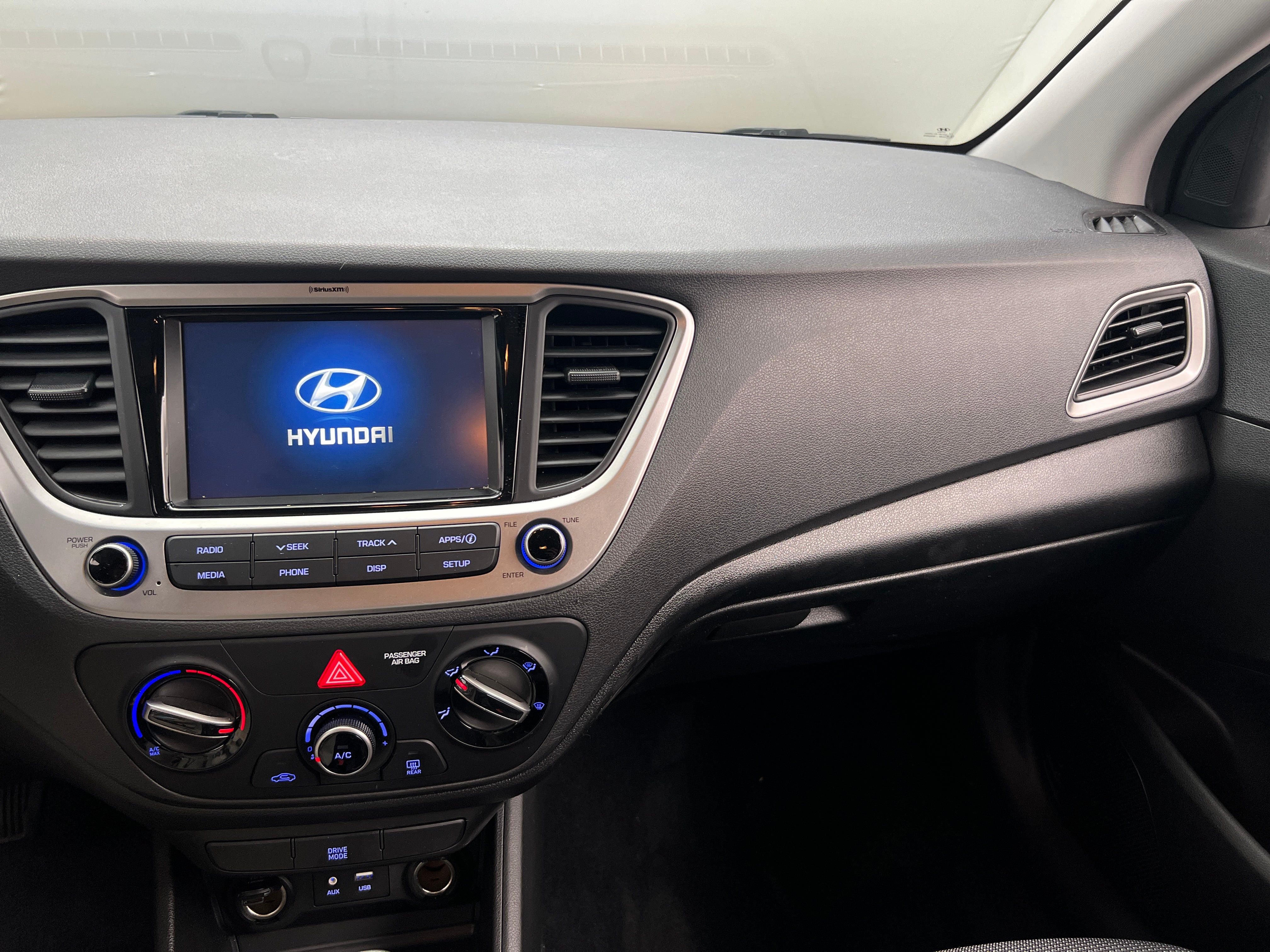 2018 Hyundai Accent SEL 4