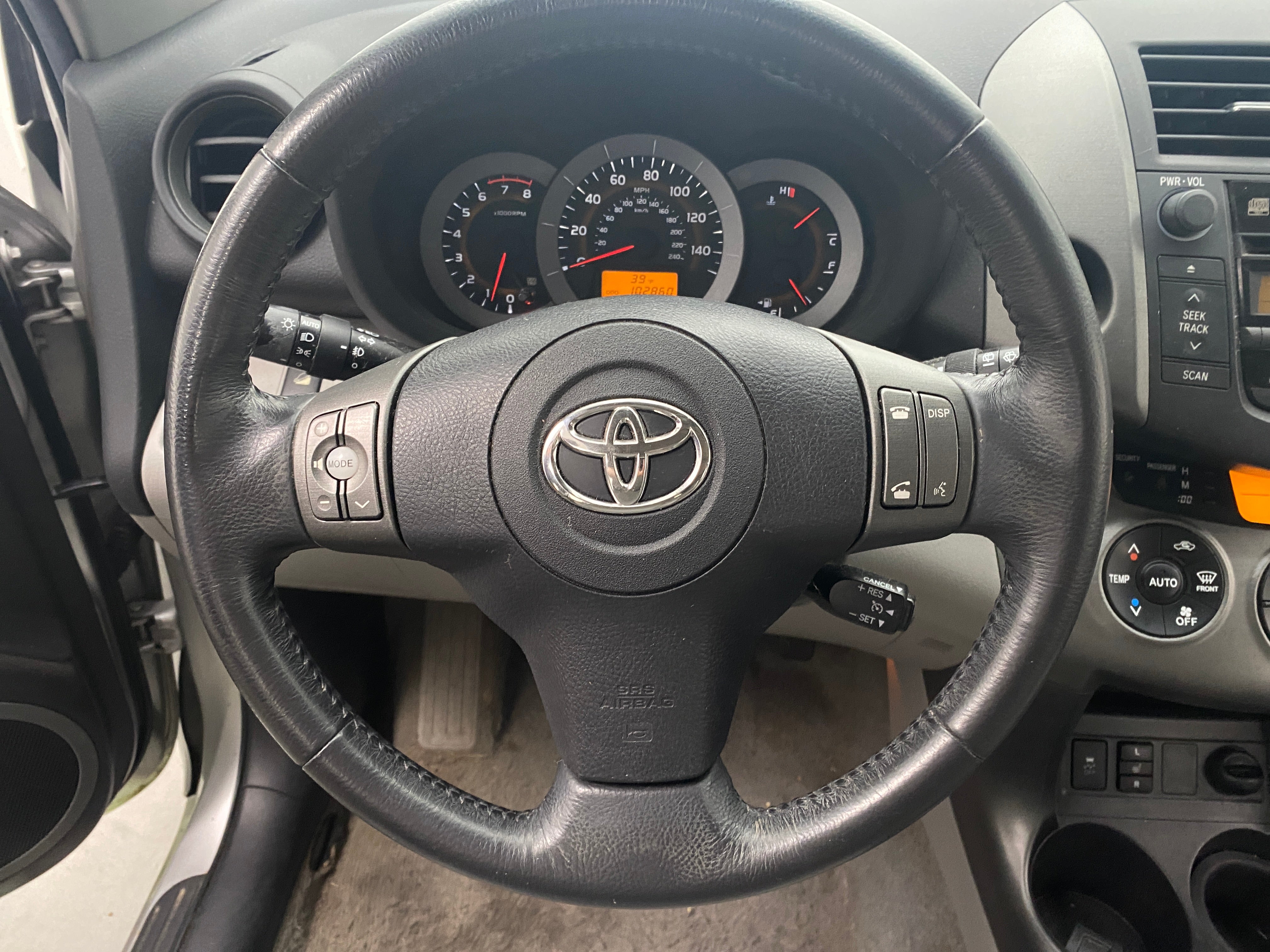 2011 Toyota RAV4 Limited 5