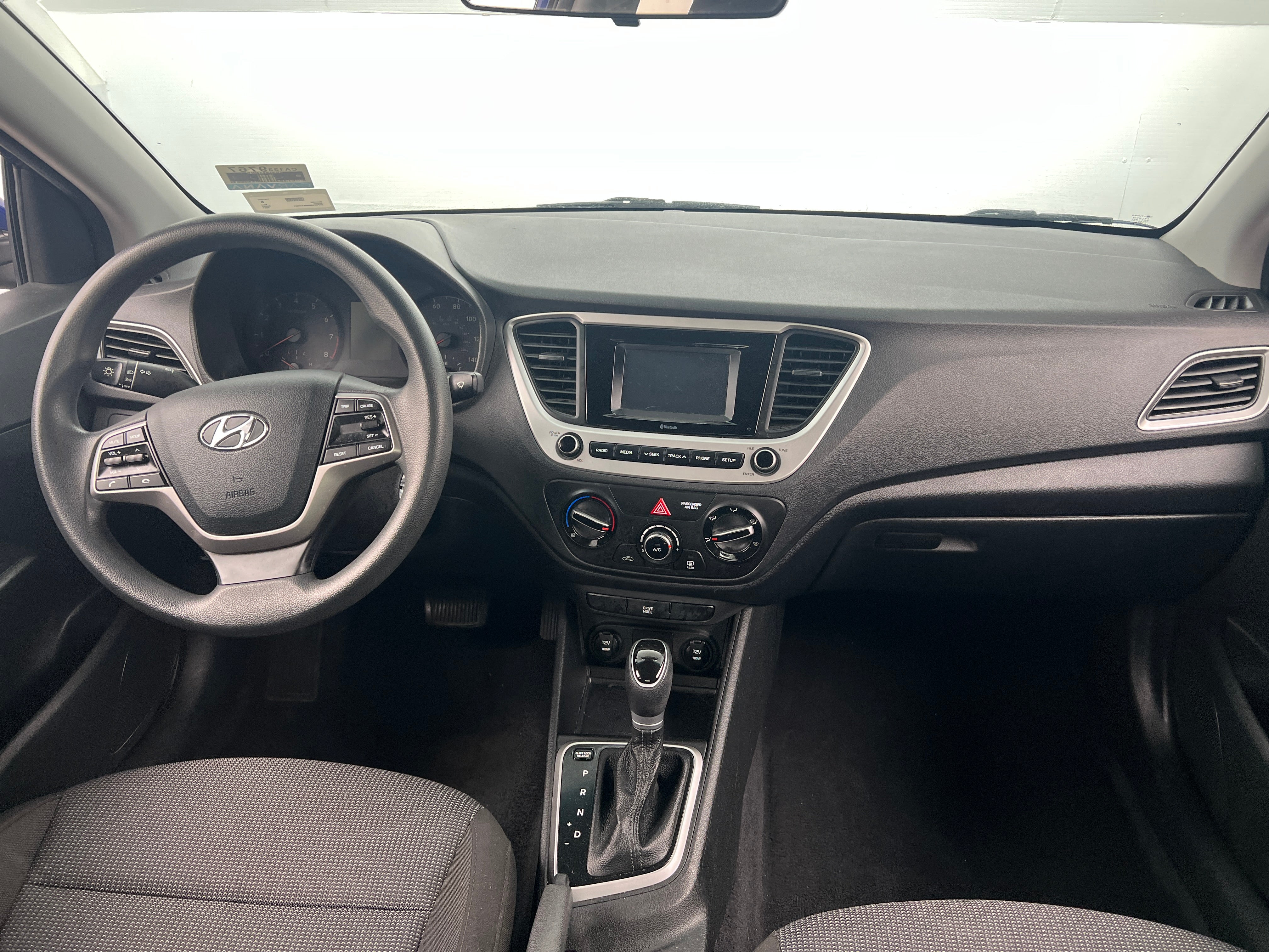 2021 Hyundai Accent SE 3