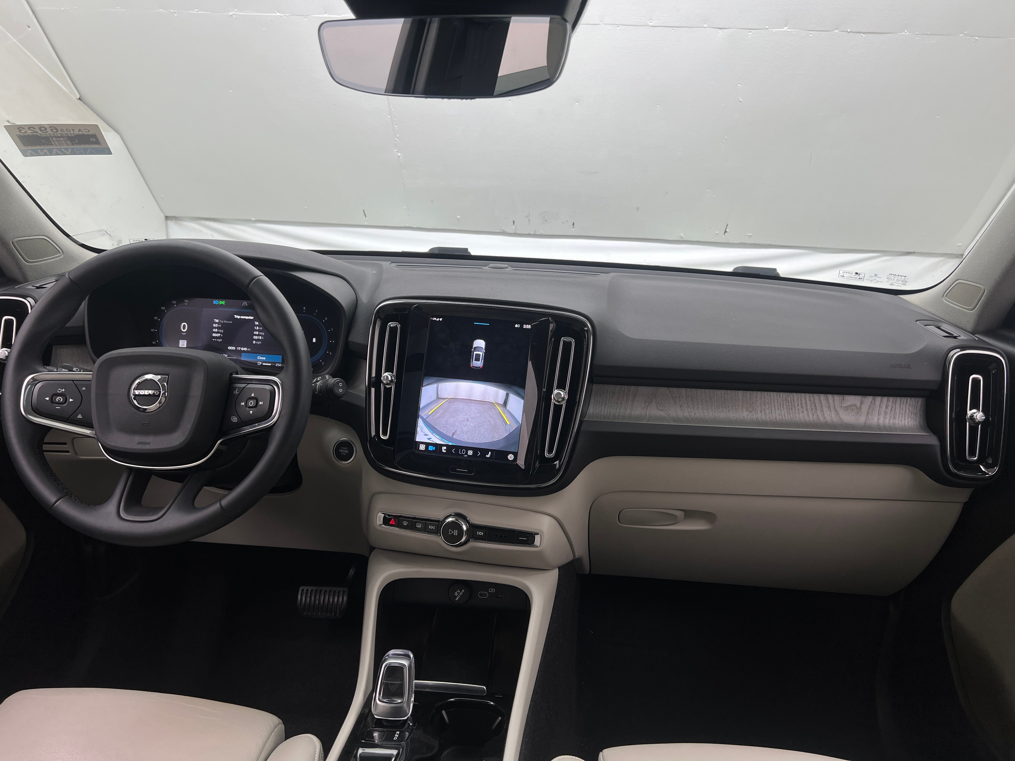 2023 Volvo XC40 B5 Plus 3