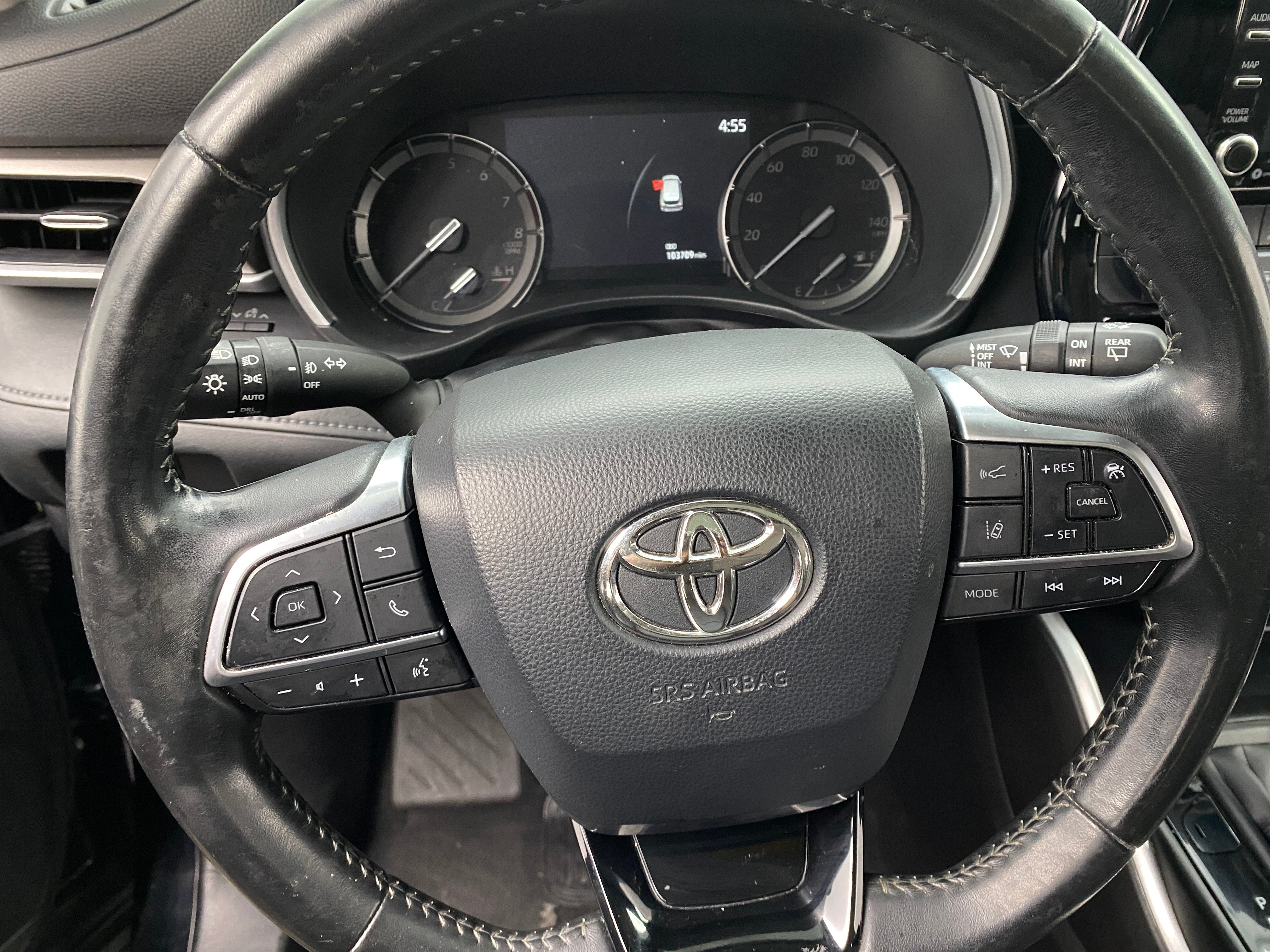 2020 Toyota Highlander XLE 4