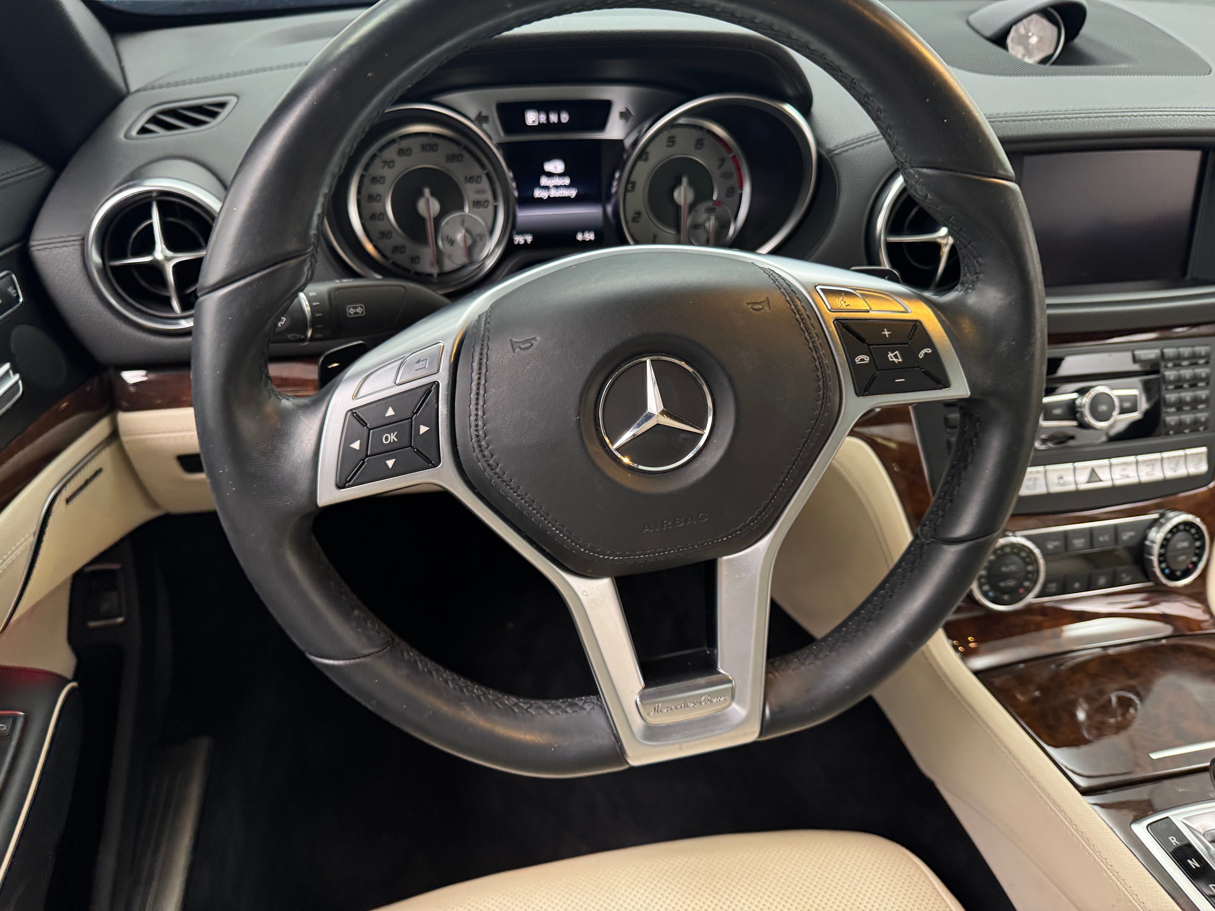 2014 Mercedes-Benz SL-Class SL 550 4