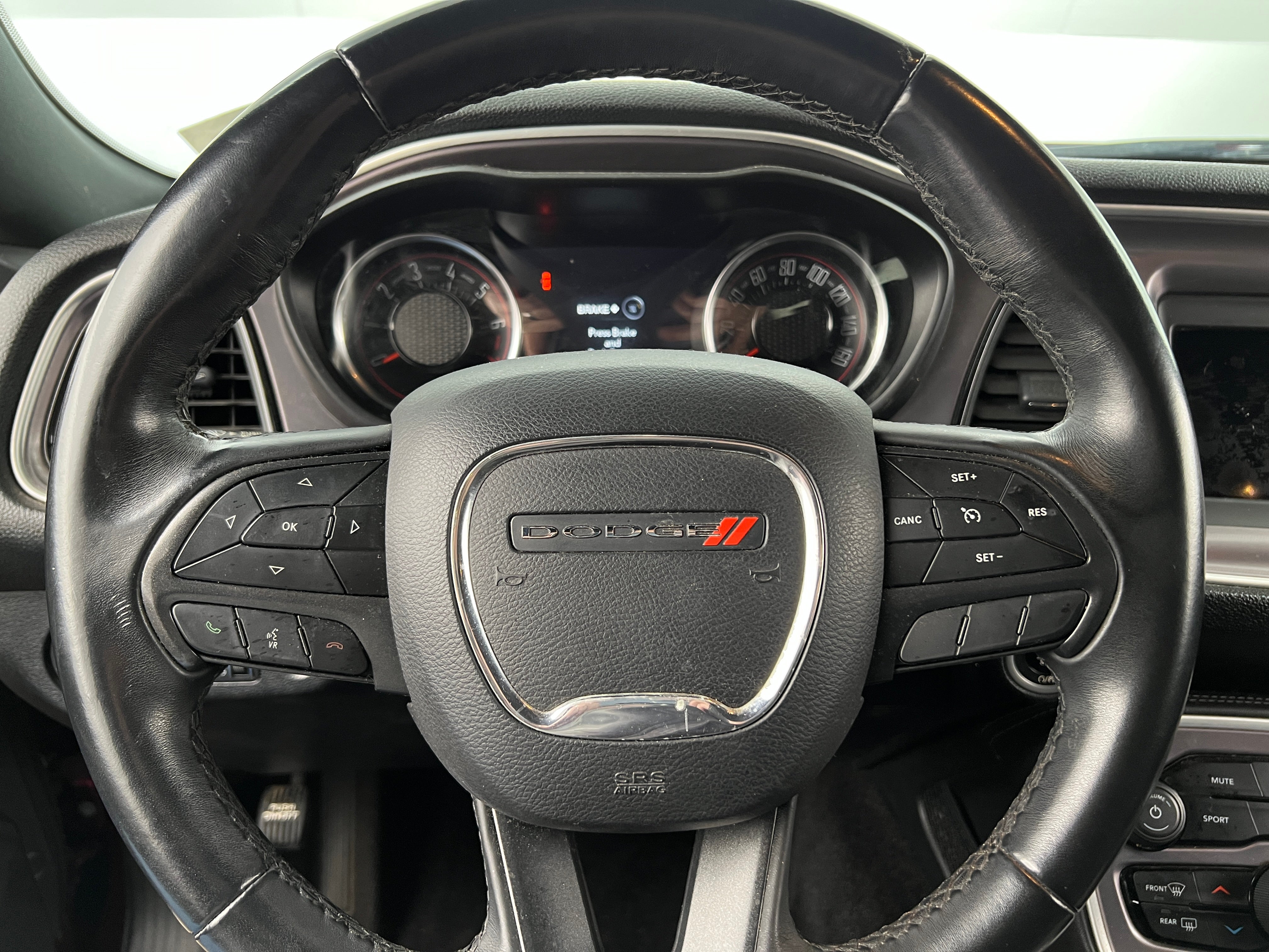 2019 Dodge Challenger SXT 4