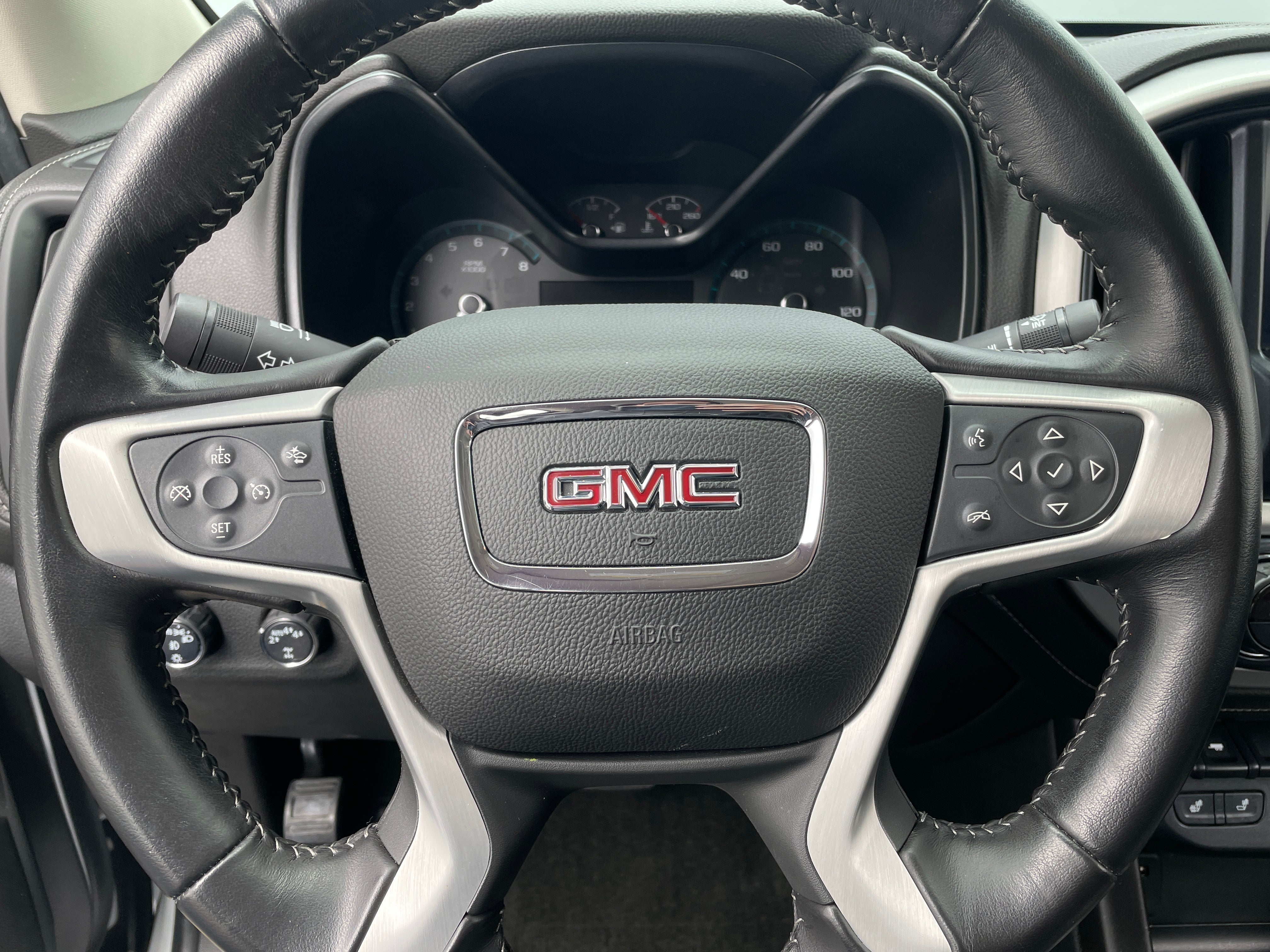 2018 GMC Canyon SLT 4