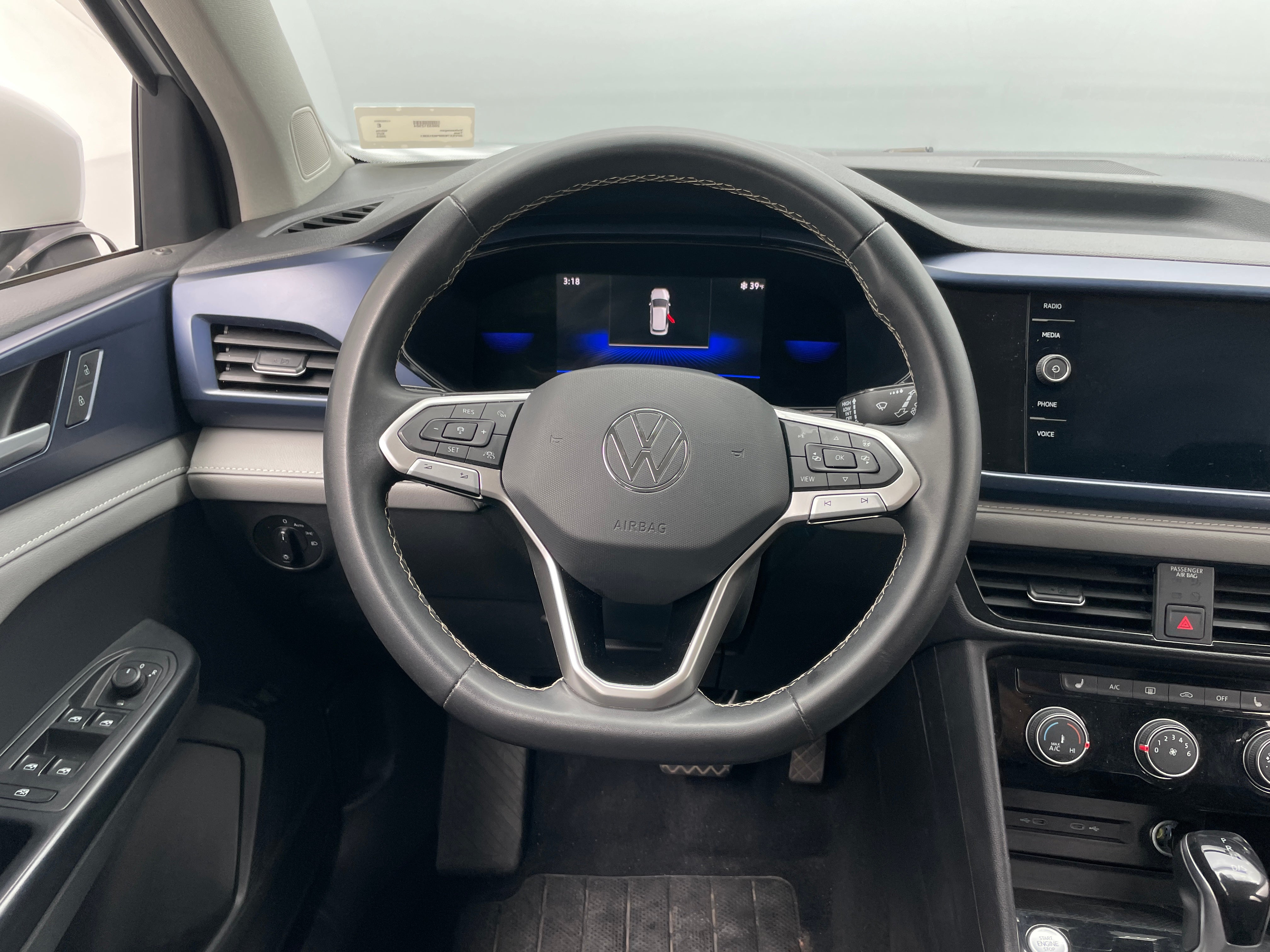 2023 Volkswagen Taos SE 5