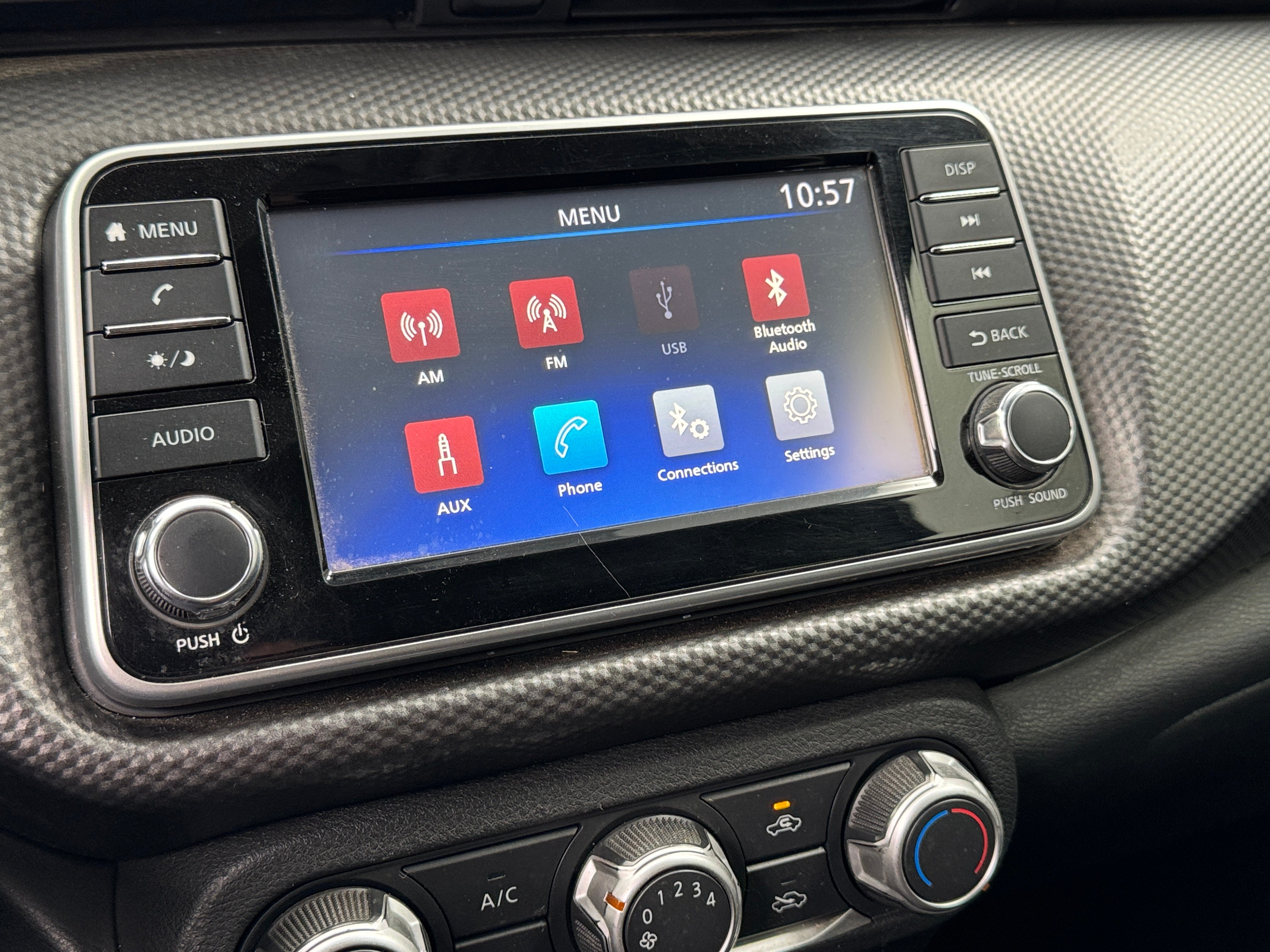 2018 Nissan Kicks S 4