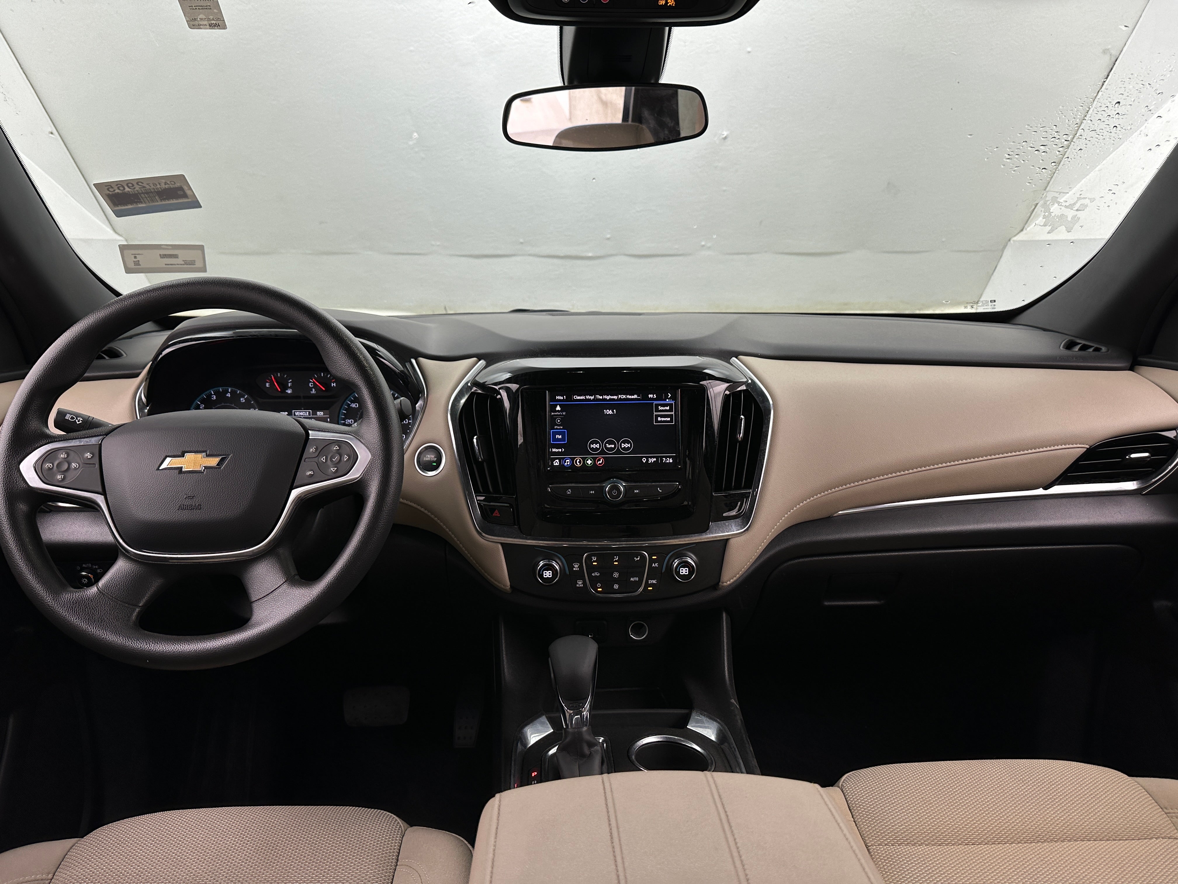 2023 Chevrolet Traverse LS 3