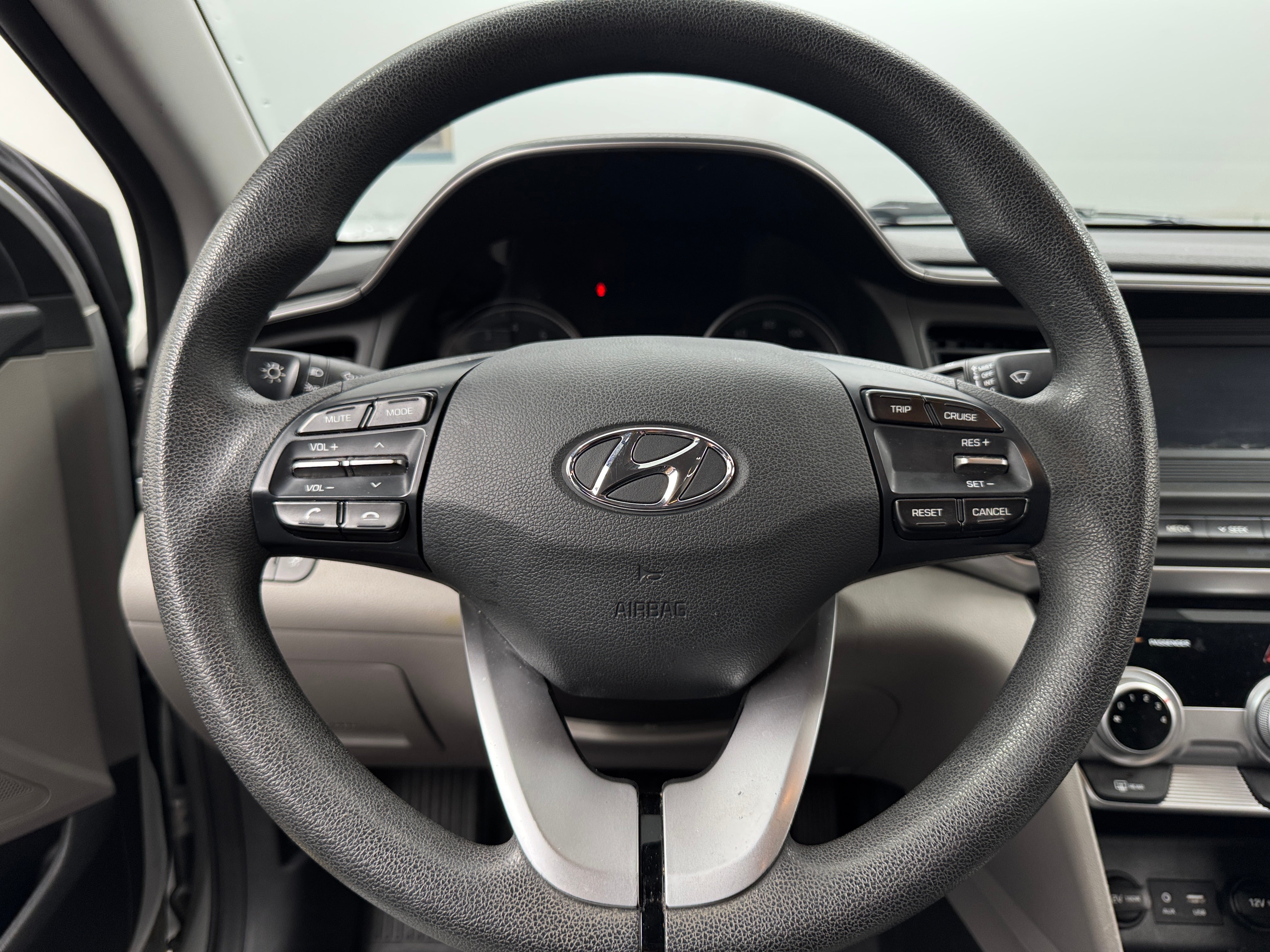 2019 Hyundai Elantra SE 5