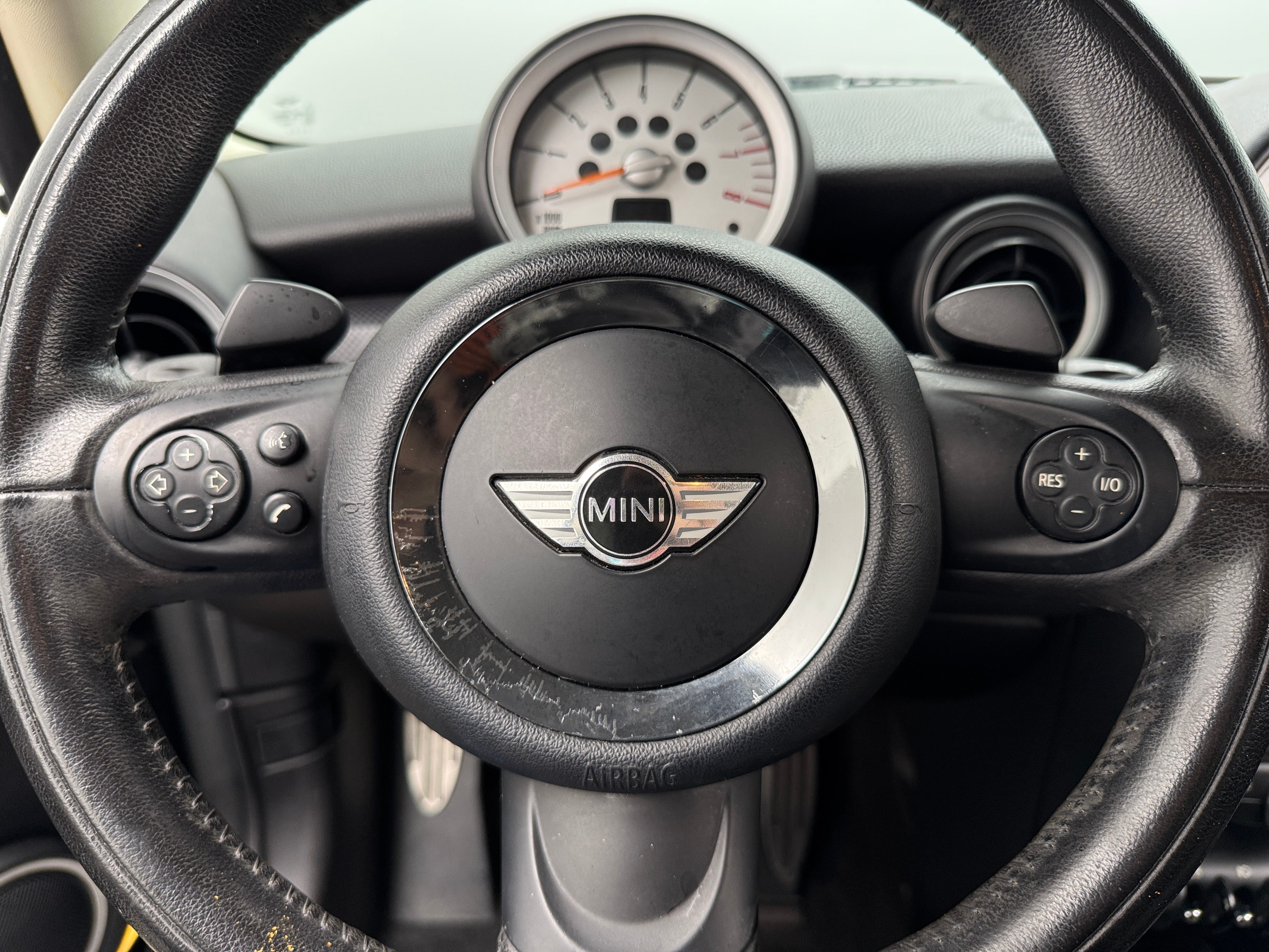 2011 MINI Cooper Clubman S 5