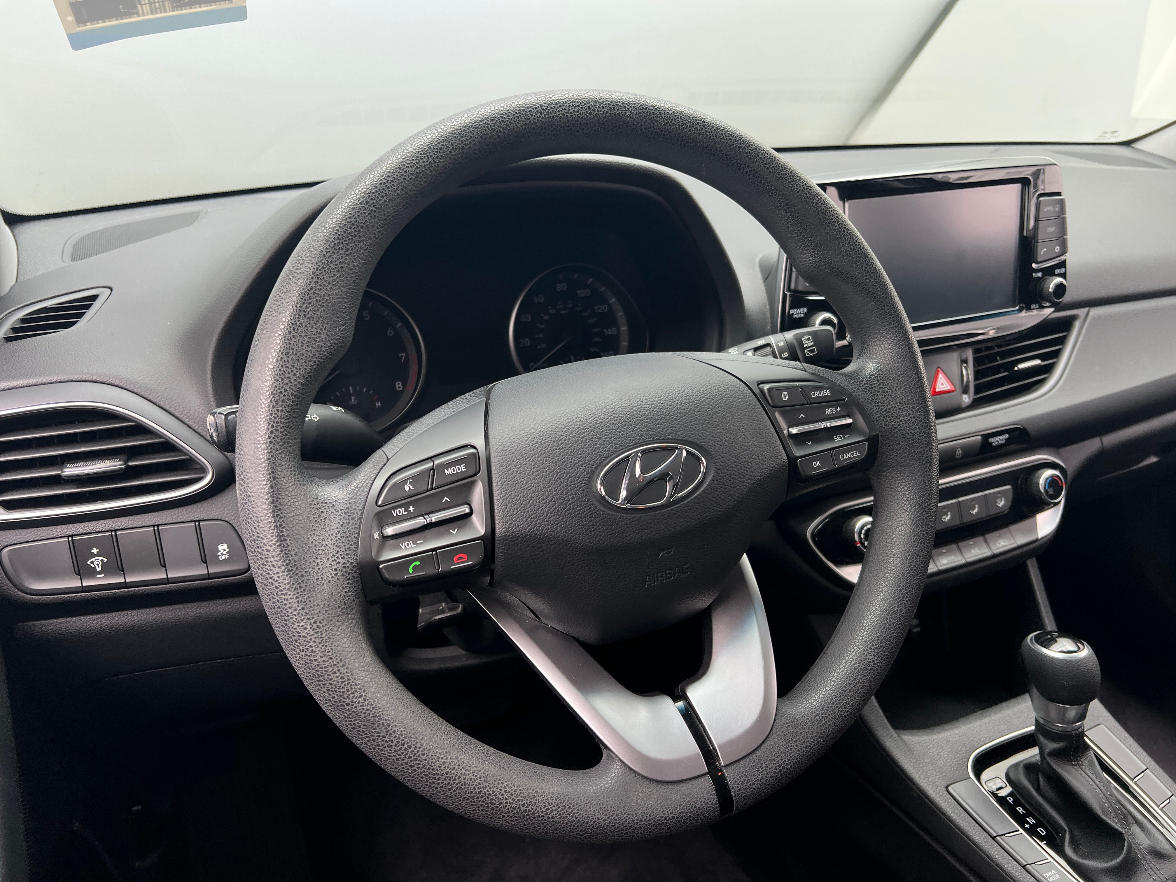 2019 Hyundai Elantra Base 5