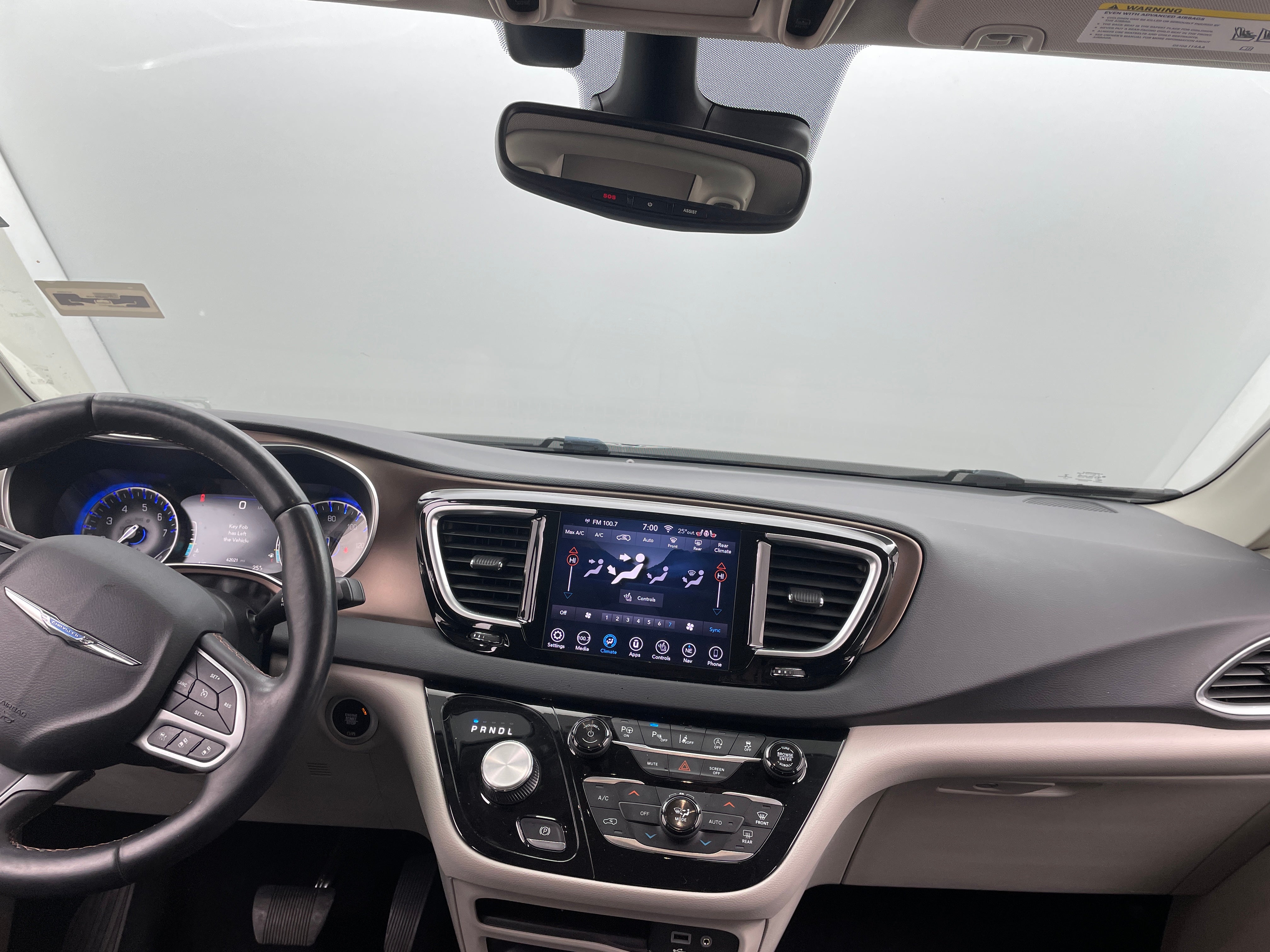 2018 Chrysler Pacifica  2