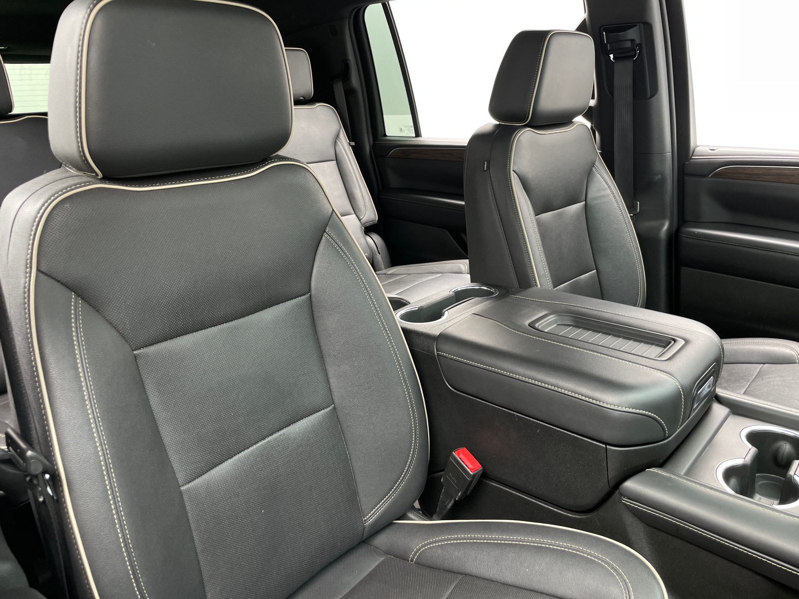 Thumbnail: 2023 Chevrolet Suburban - 2