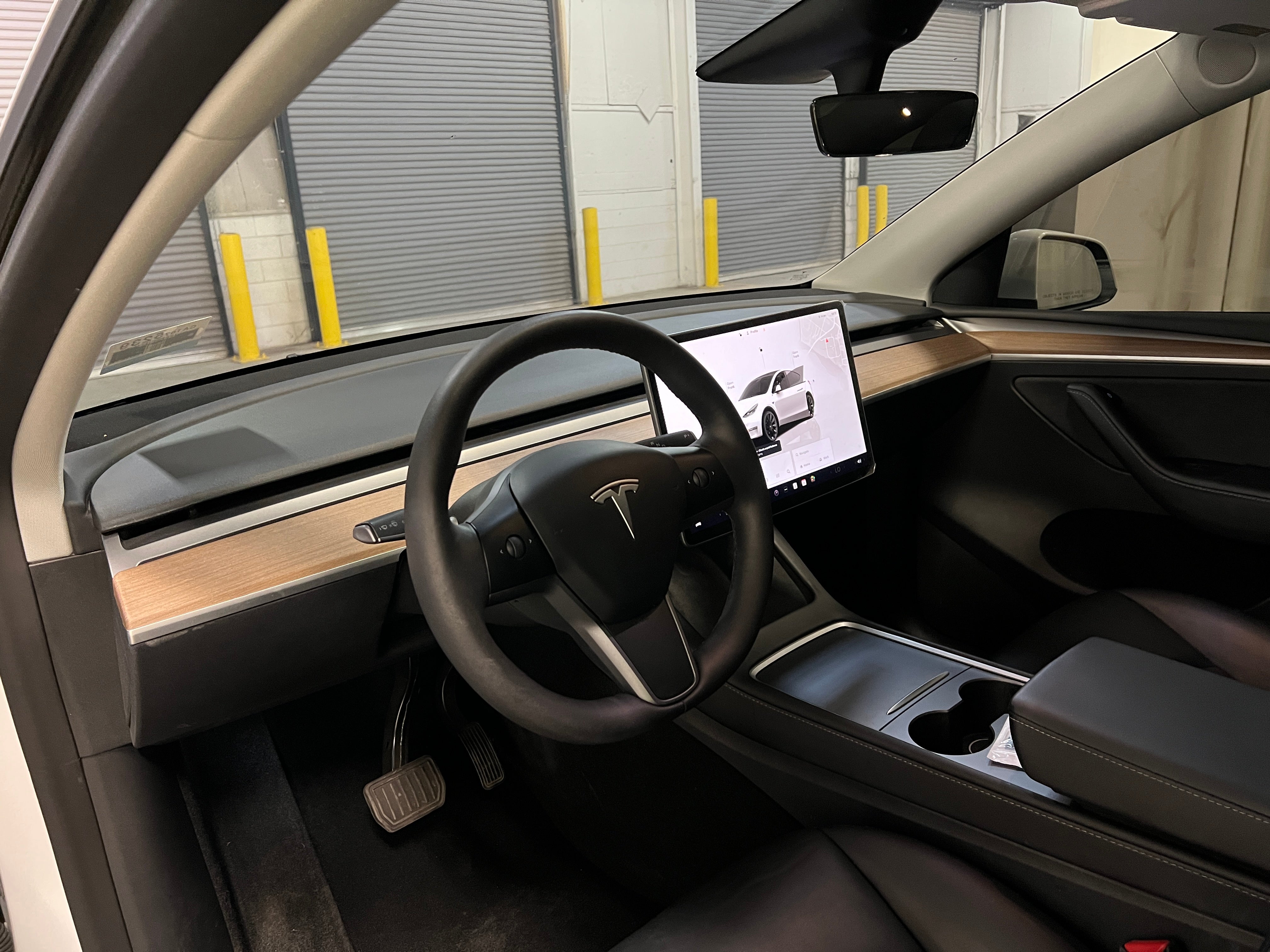 2023 Tesla Model Y Long Range 3